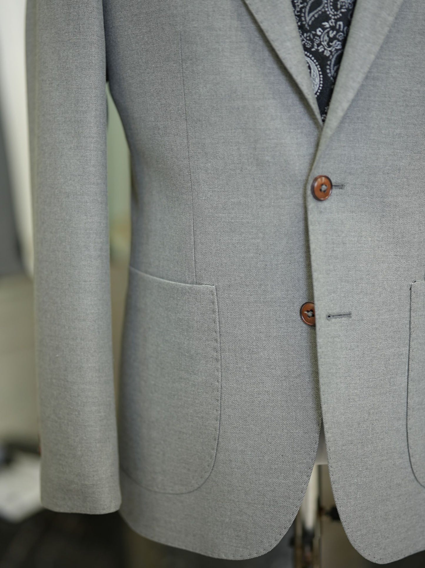 Brabion Vicenza Light Gray Slim Fit Suit for Modern Men
