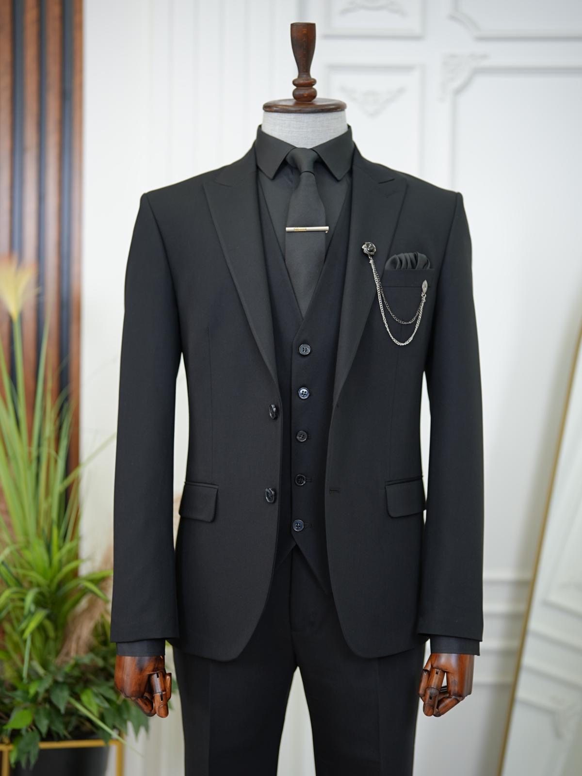 Elegant Black Slim Fit Piece Suit for Business and Weddings