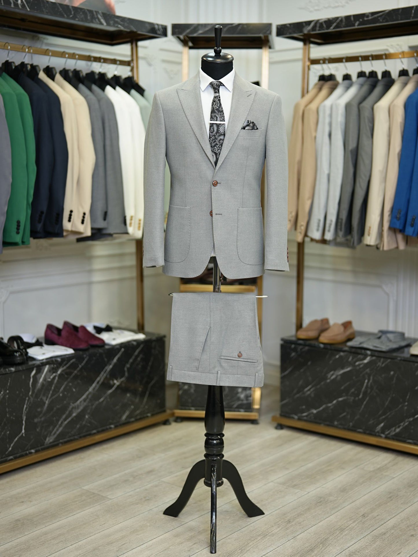 Brabion Vicenza Light Gray Slim Fit Suit for Modern Men