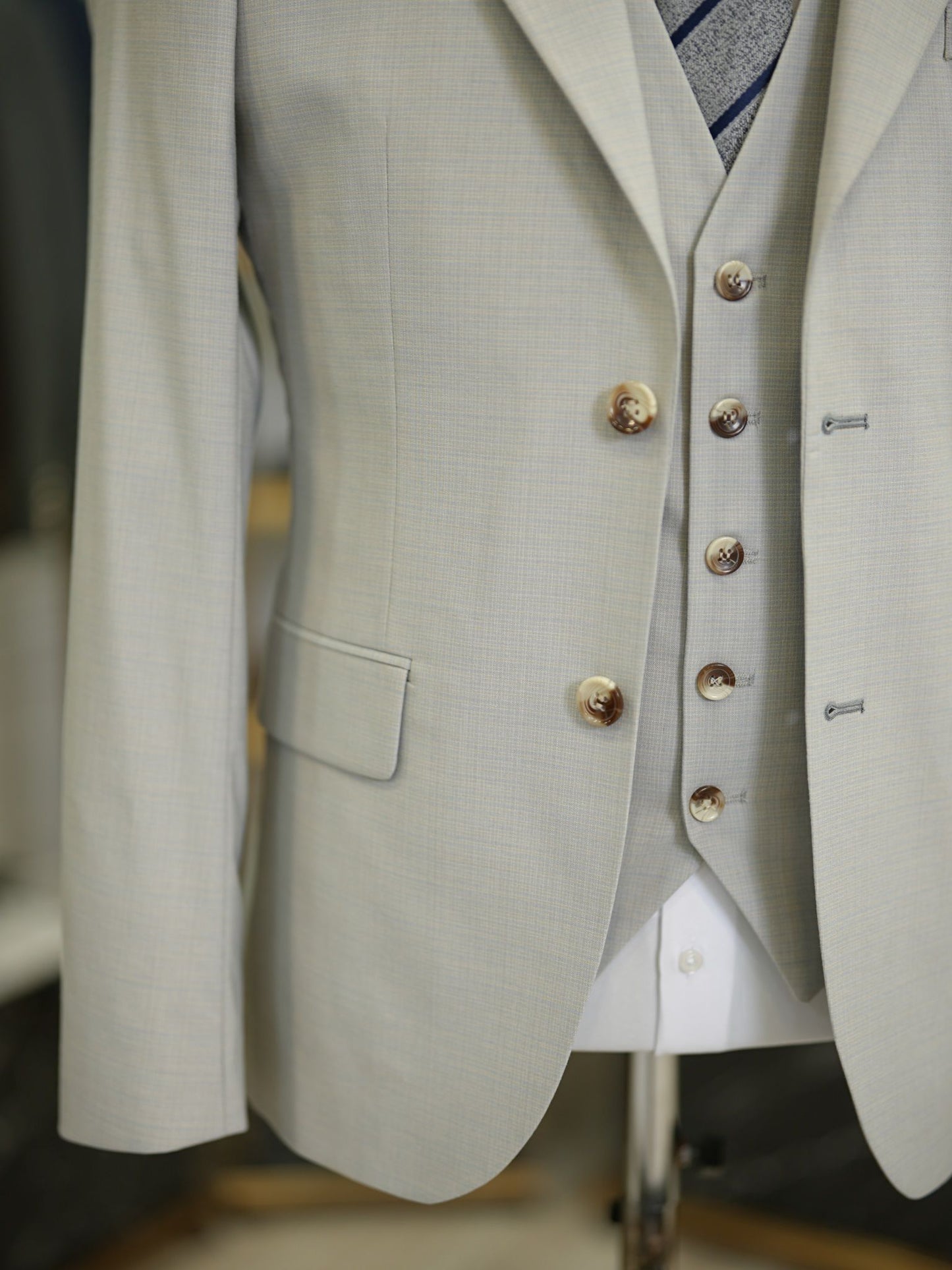 Brabion Maison Light Gray Slim Fit Check Suit for Every Occasion