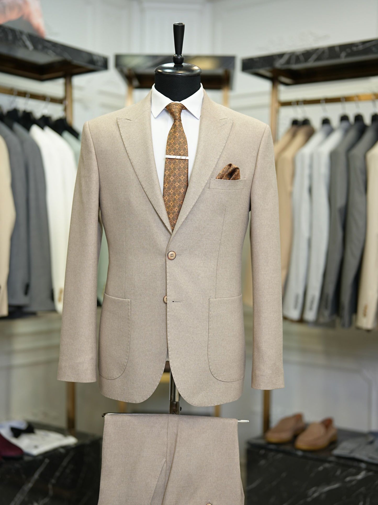 Brabion Vicenza Beige Slim Fit 2 Piece Suit - The Perfect Choice for Any Occasion