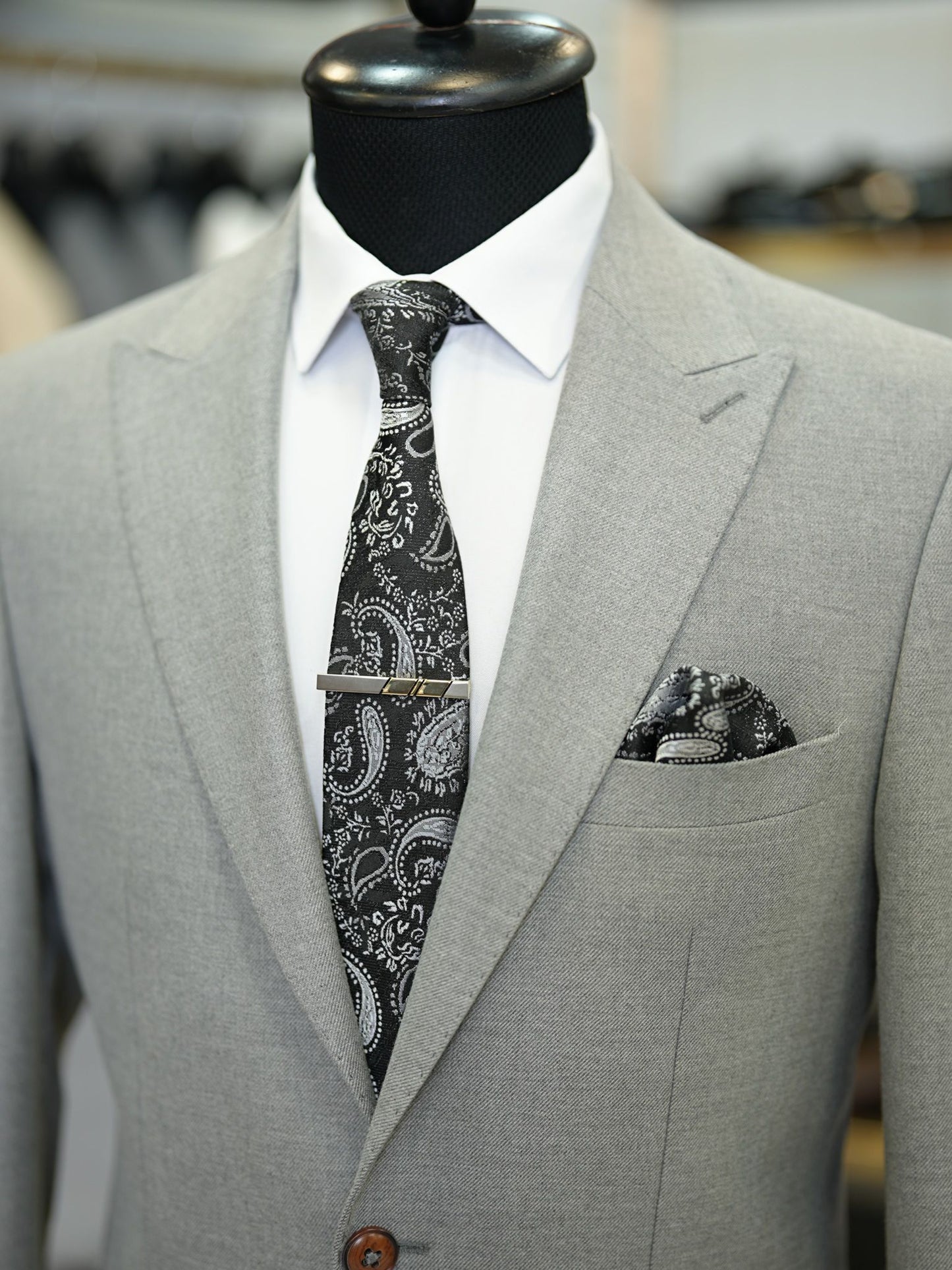 Brabion Vicenza Light Gray Slim Fit Suit for Modern Men