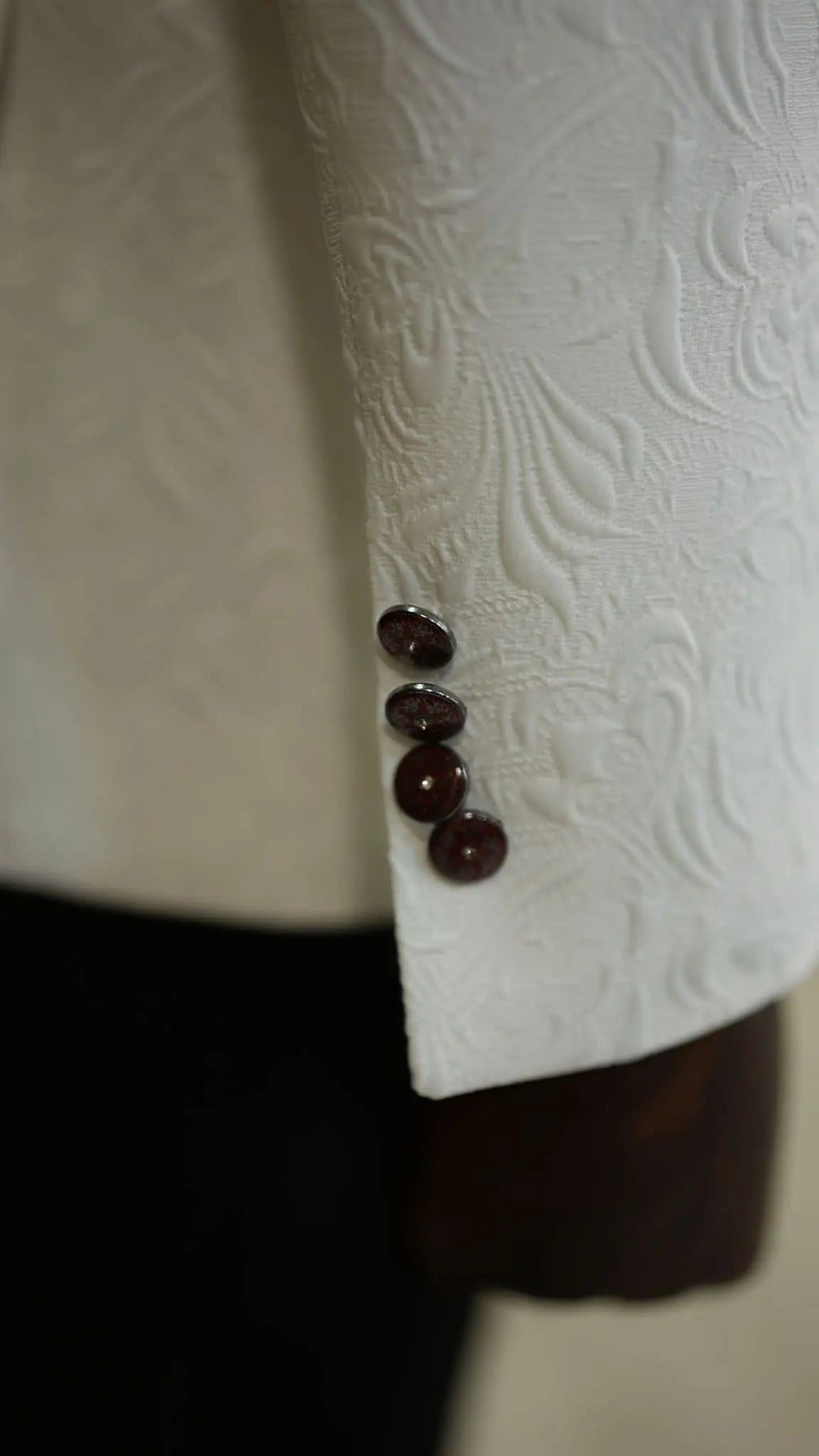 Fiore White Red Slim Fit Velvet Shawl Lapel Tuxedo - BRABION