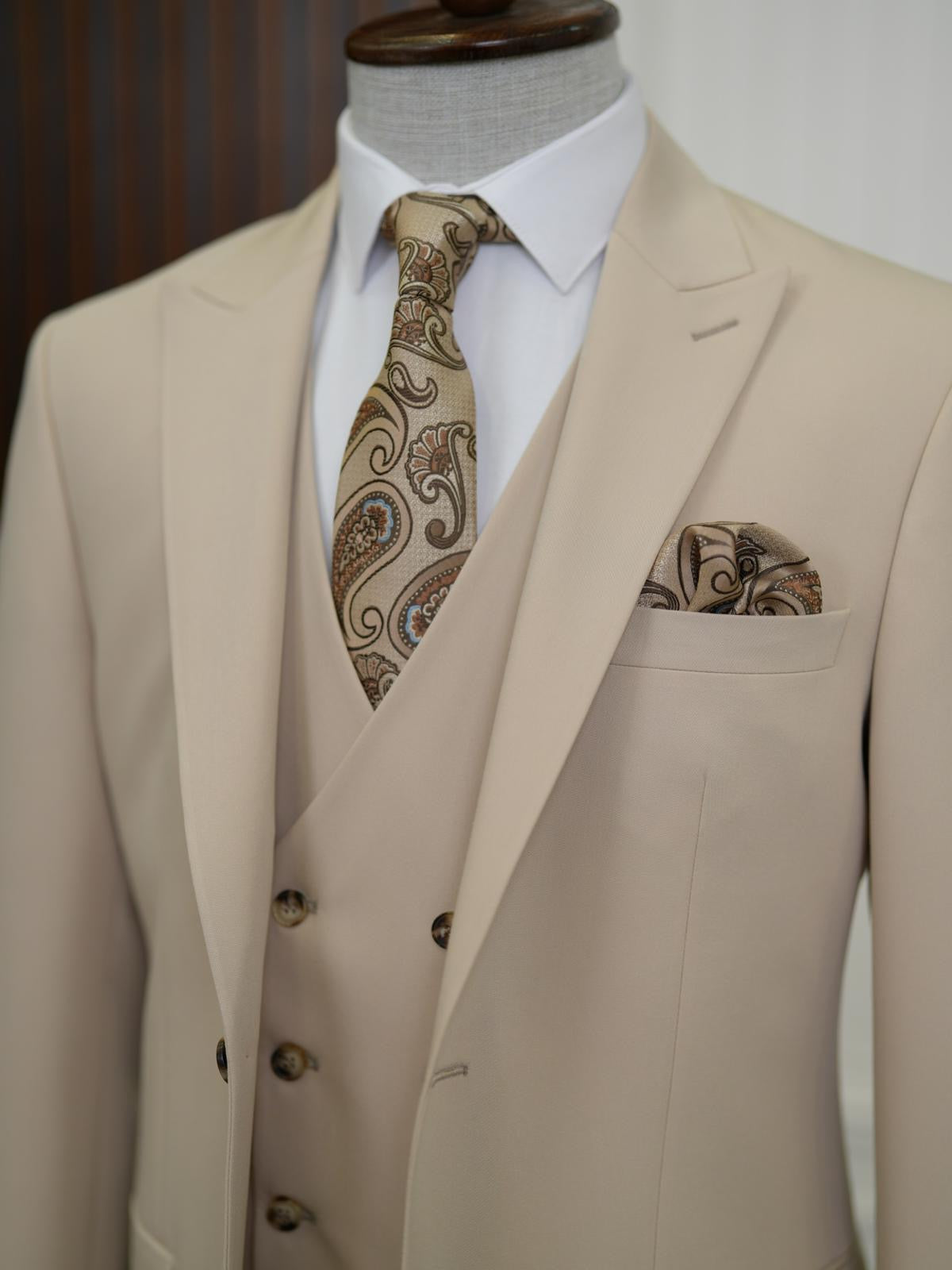 Brabion Aston Cream Slim Fit 3 Piece Suit