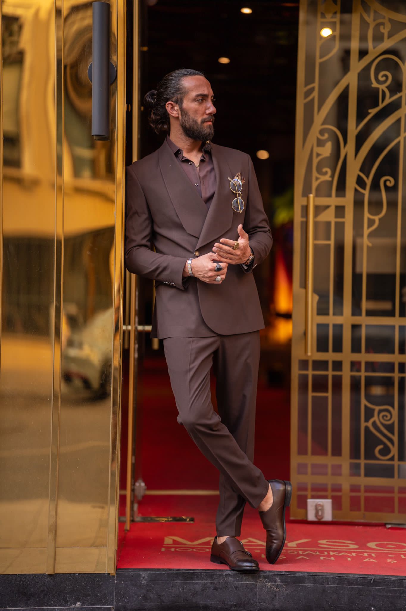 Ardean Brown Slim Fit Shawl Lapel 2 Piece Suit - Elegant Versatility for Every Occasion