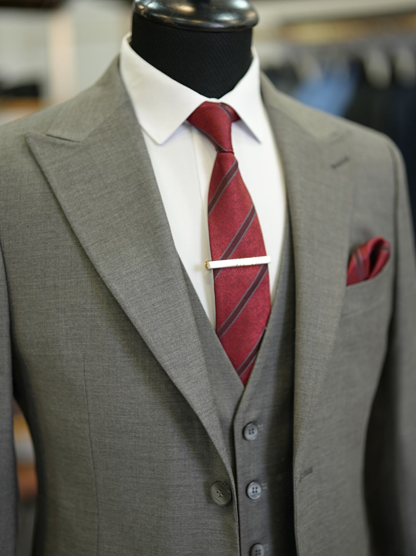 Brabion Maison Gray Slim Fit Suit - Three-Piece Elegance for Every Occasion