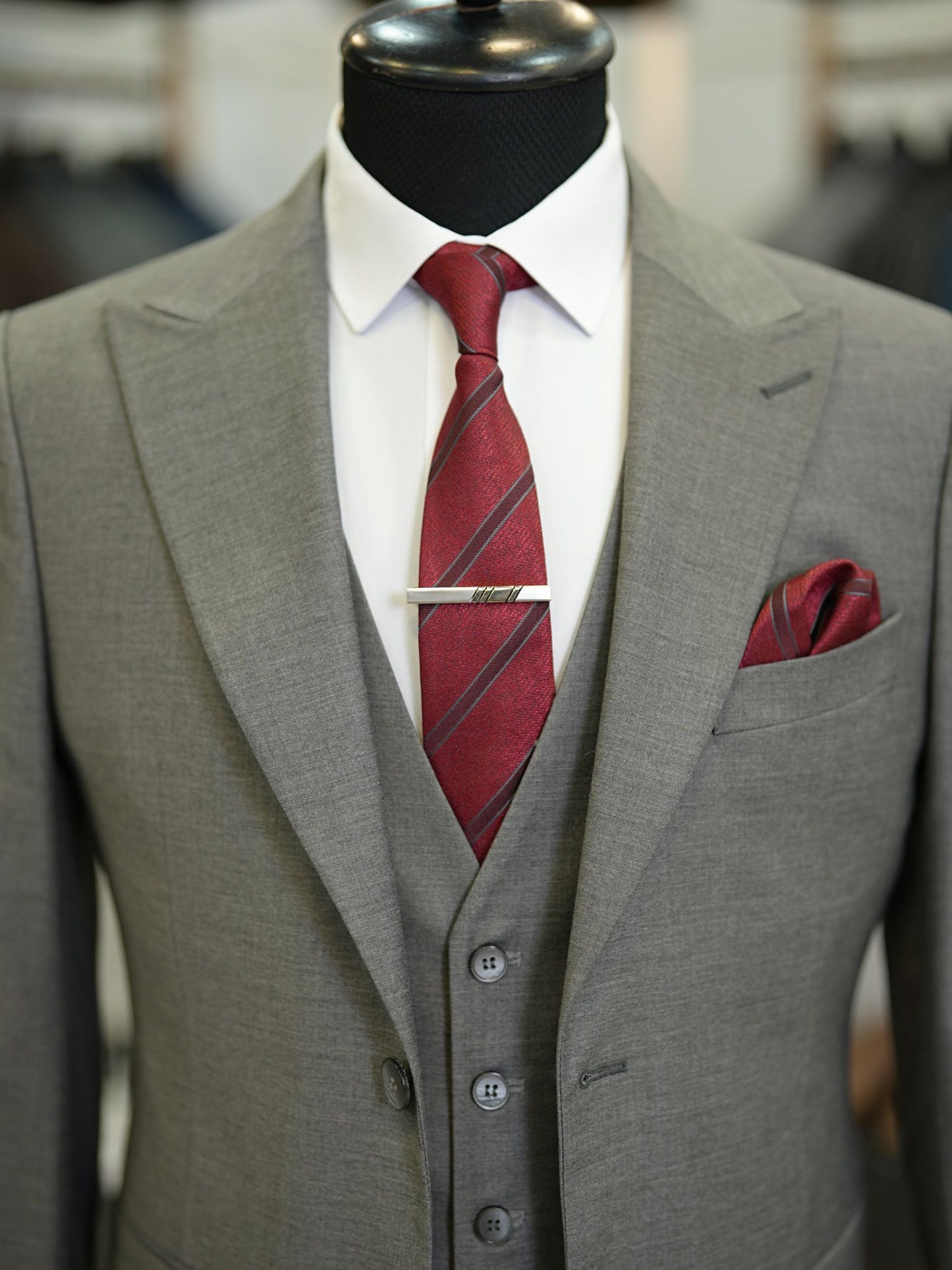 Brabion Maison Gray Slim Fit Suit - Three-Piece Elegance for Every Occasion
