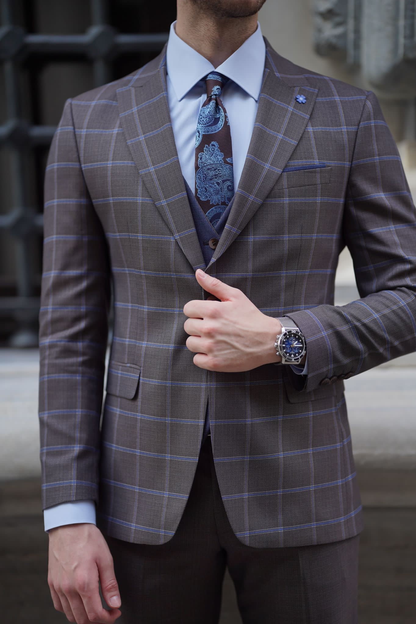Daniel Plaid Brown Wool Suit - Elegant Three-Piece Slim-Fit Suit for Men