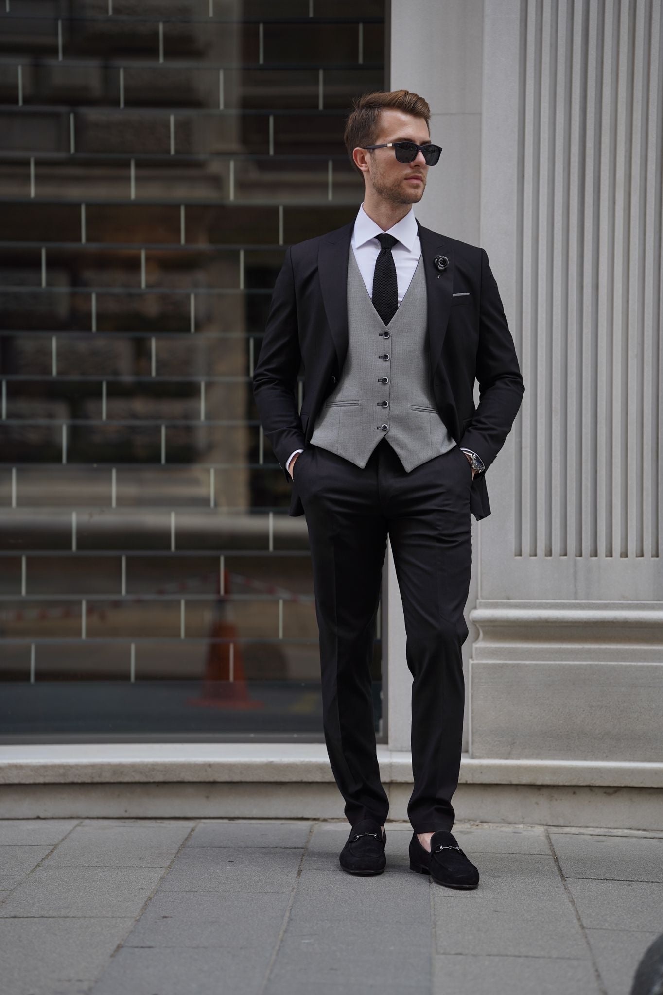Daniel Black and Gray Wool Suit - Elegant Slim-Fit Three-Piece Ensemble
