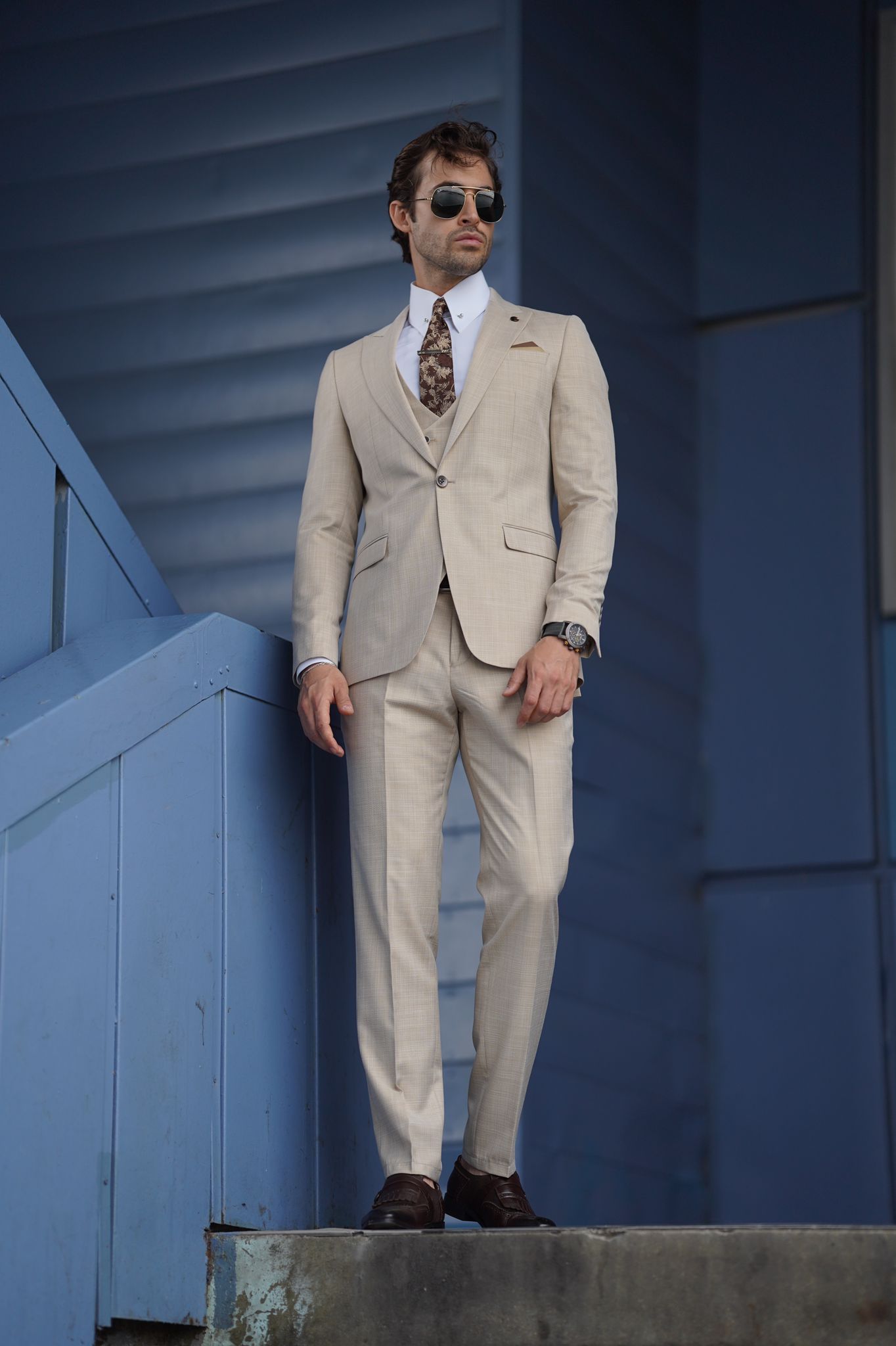 Daniel Slim Fit Cream Wool Suit - Three-Piece Elegance