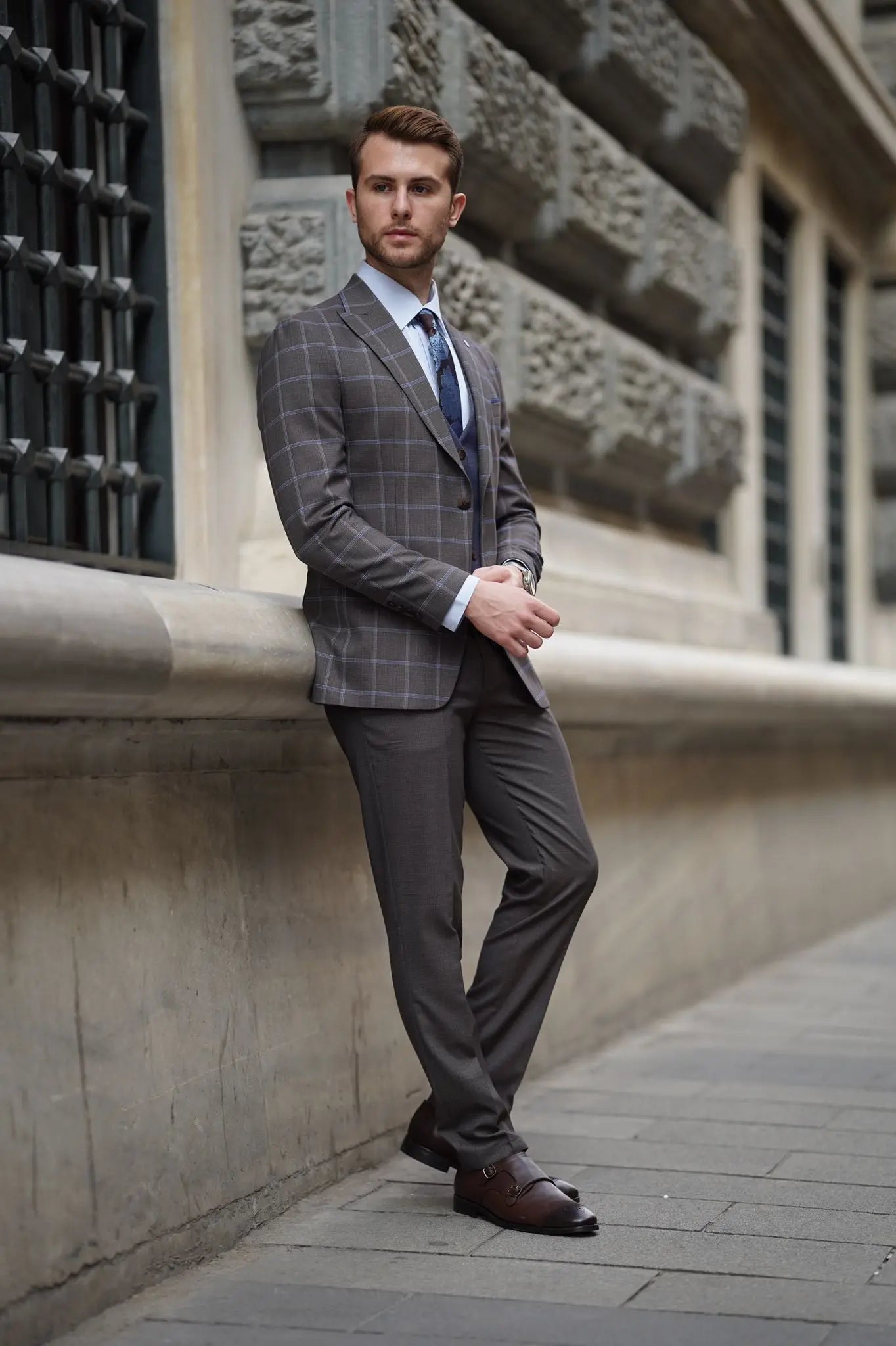 Daniel Plaid Brown Wool Suit - Elegant Three-Piece Slim-Fit Suit for Men brabion