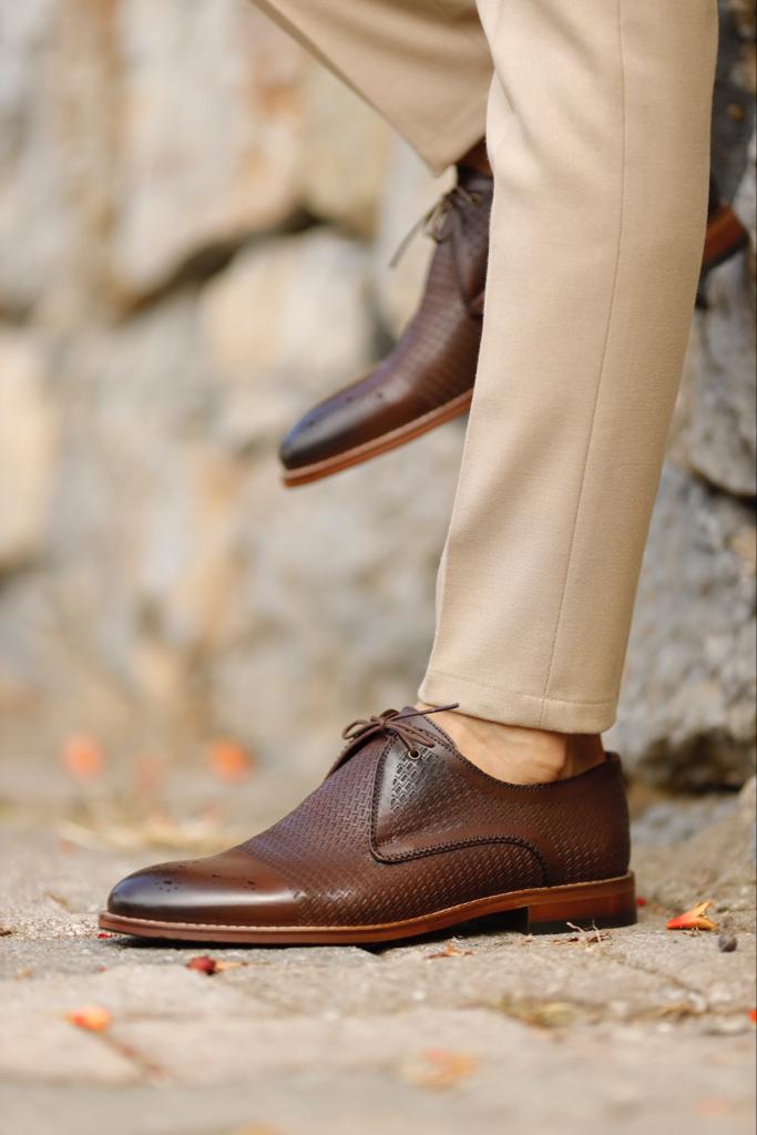 Empire Brown Laced Derby Shoes - Perfect for Any Occasion