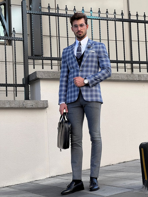 Napoli Navy Blue Slim Fit Peak Lapel Plaid Suit - Sophisticated Elegance for Every Occasion