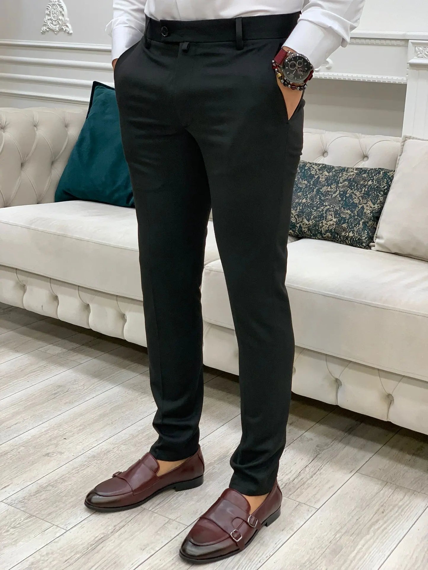 Serra Black Slim Fit Pants - BRABION
