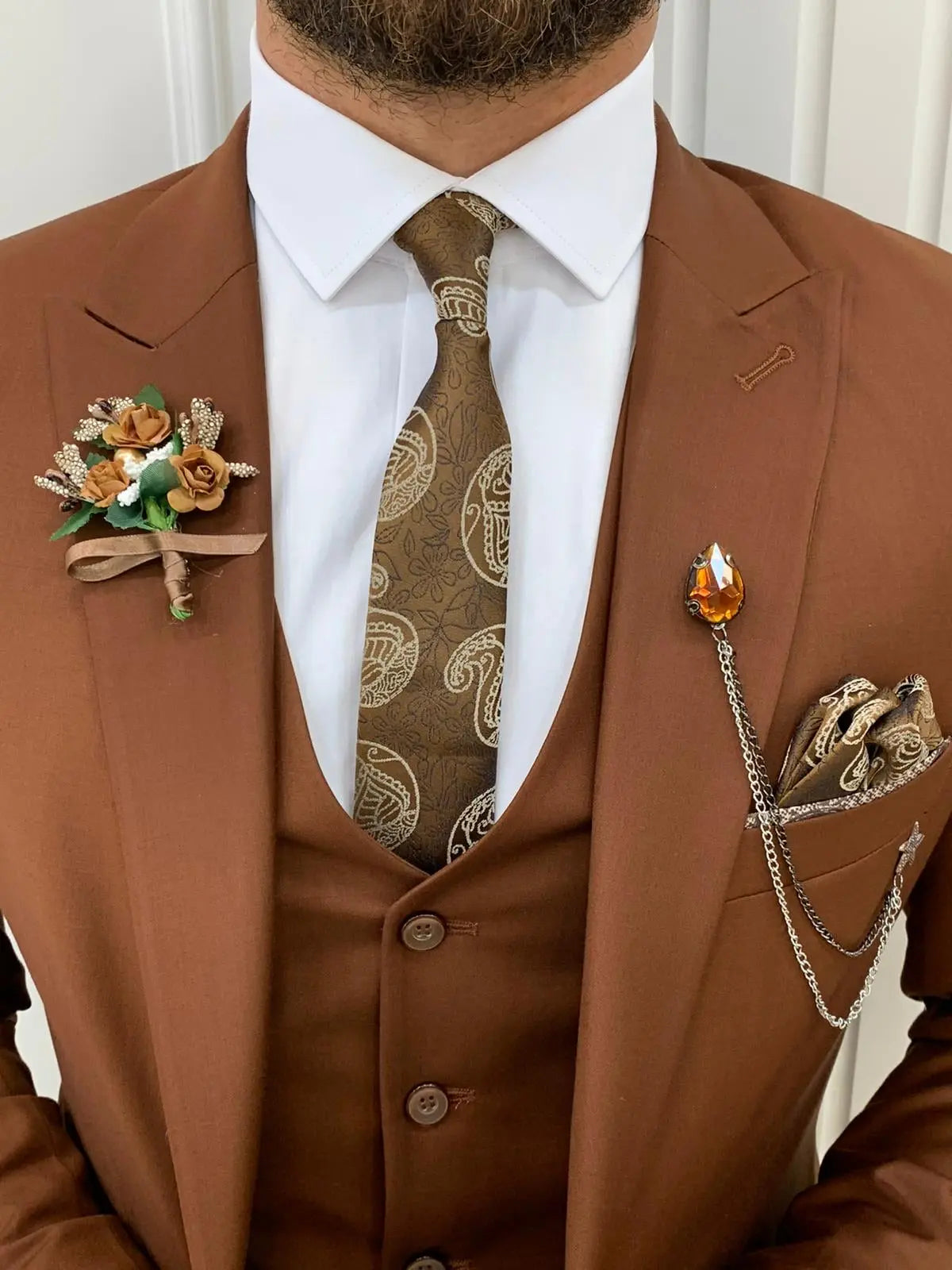 Lance Brown Slim Fit Three-Piece Suit BOJONI