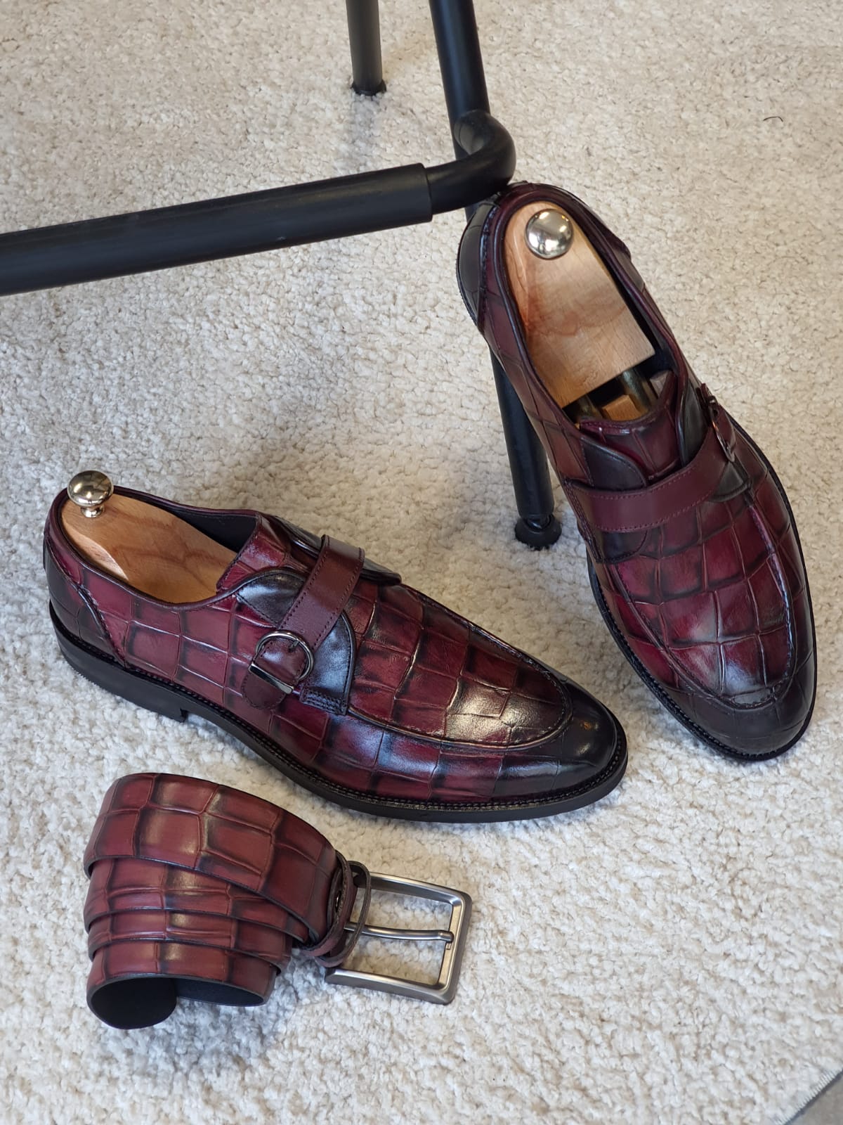 Antonio Burgundy Buckle Loafers - Elegant Leather Shoes for Every Occasion