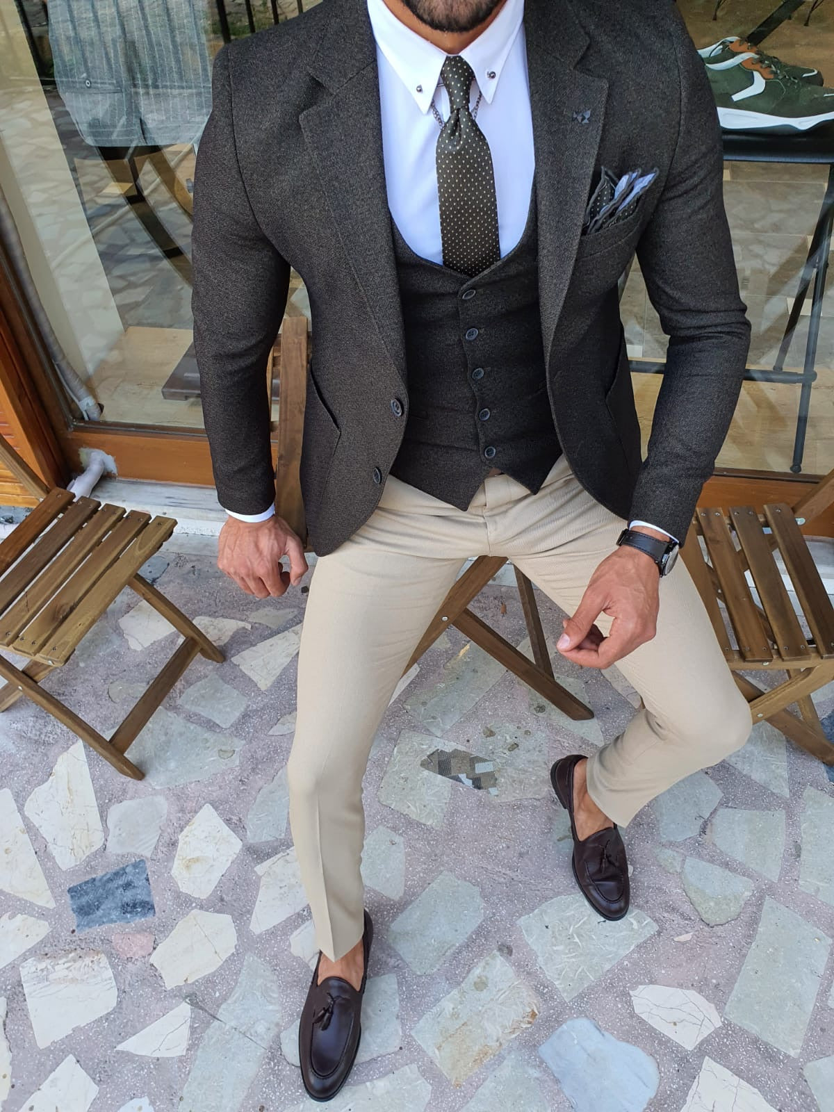 Henderson Khaki Slim Fit Suit - Elevate Your Elegance