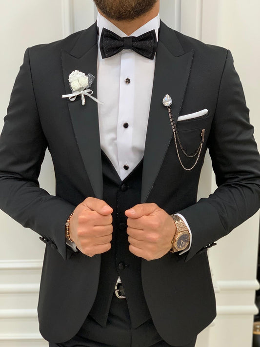 Wilson Black Peak Lapel Tuxedo: Elegance Redefined