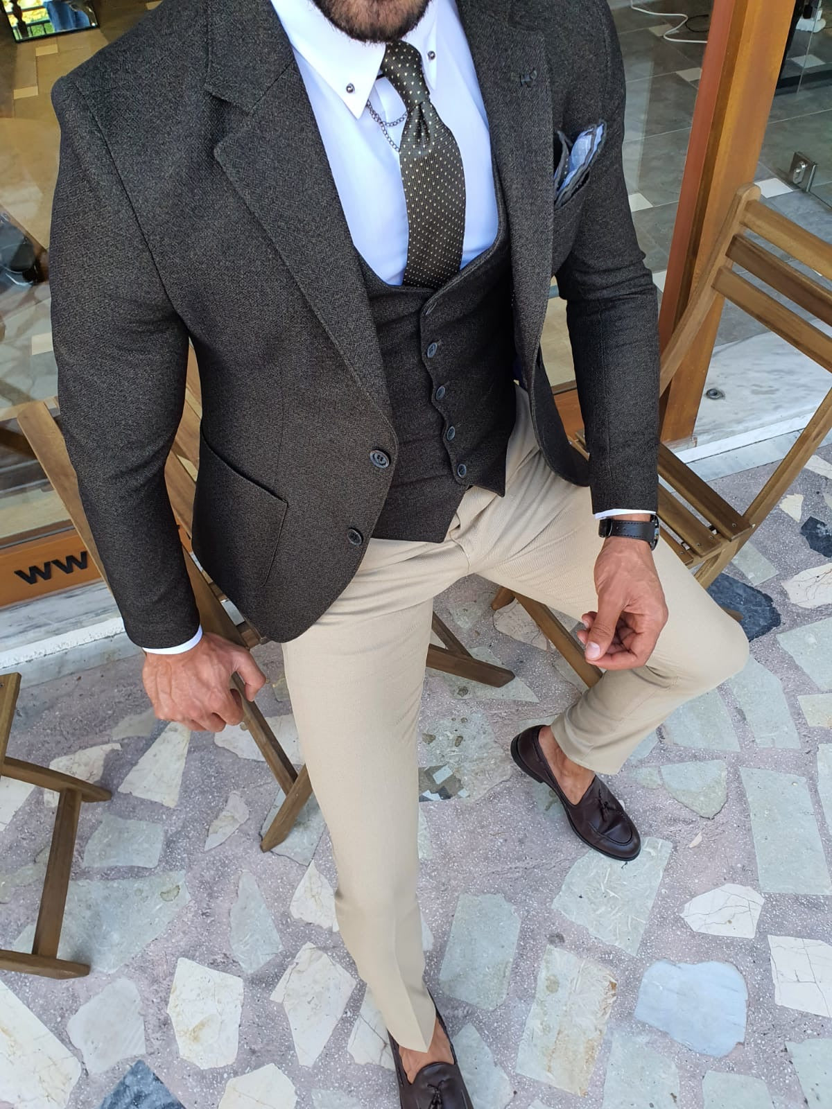 Henderson Khaki Slim Fit Suit - Elevate Your Elegance