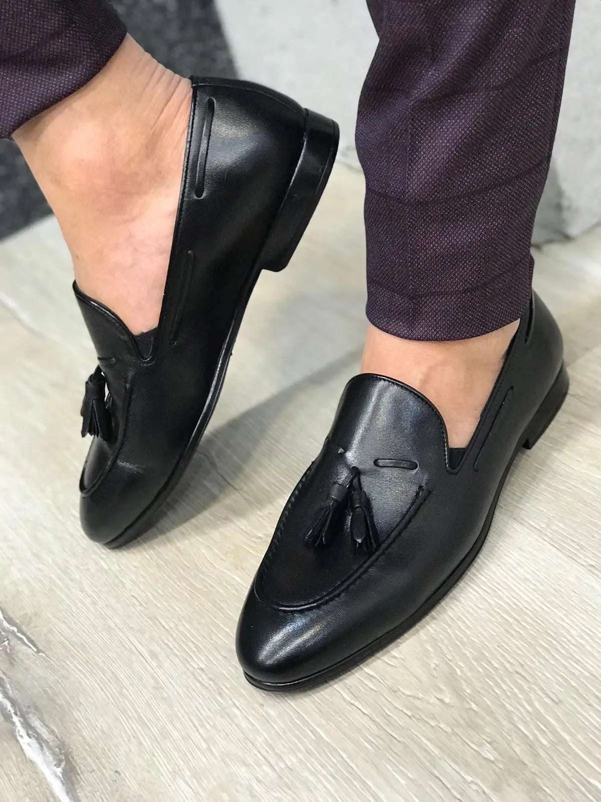 Elegant Tassel Leather Black Loafers - Versatile Men's Footwear BRABION Elegant Tassel Leather Black Loafers - Versatile Men's Footwear BRABION