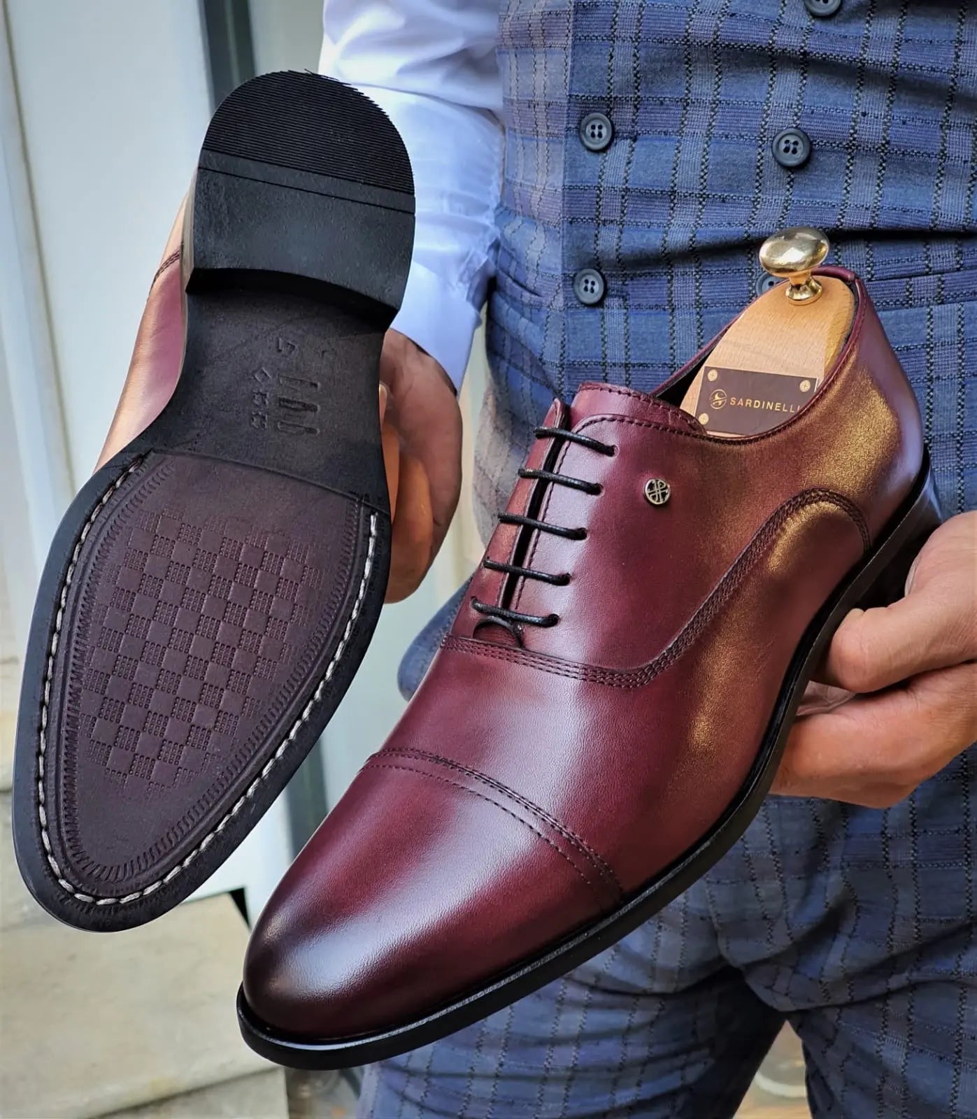 Stefano Burgundy Wholecut Oxfords: The Epitome of Sophisticated Footwear - BRABION