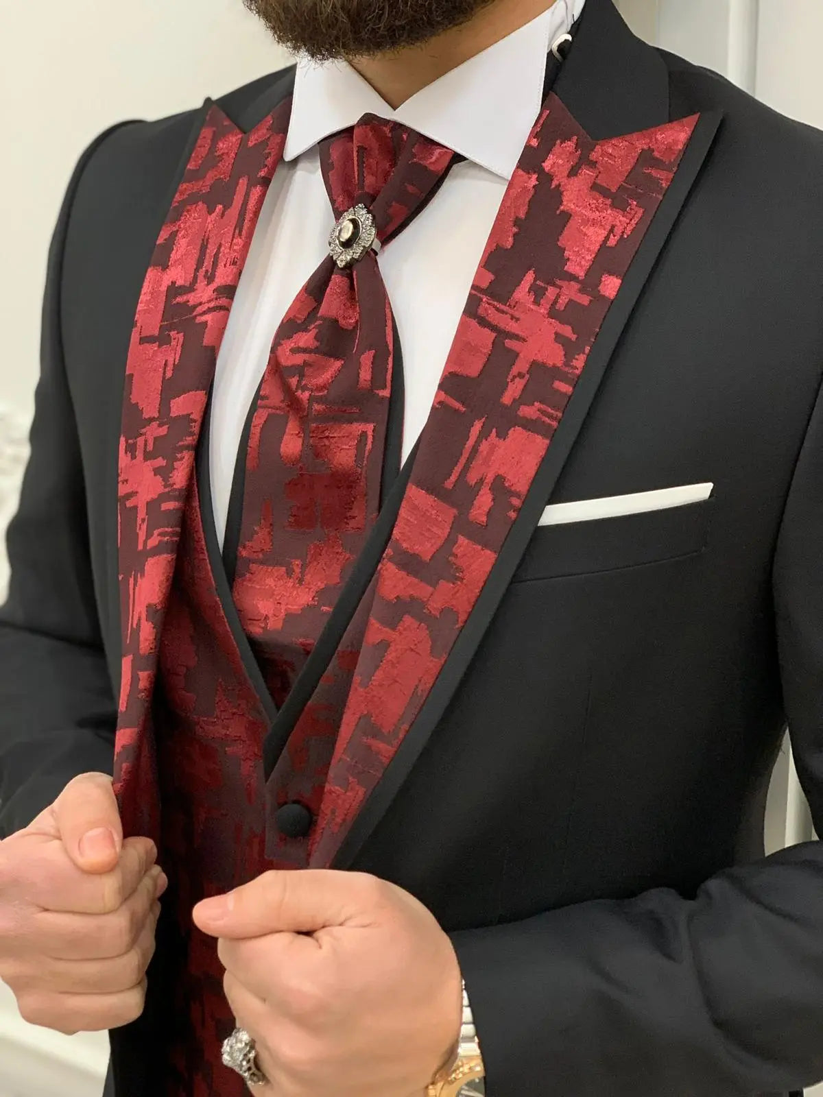 Paris Burgundy Black Slim Fit Peak Lapel Wedding Suit - BRABION