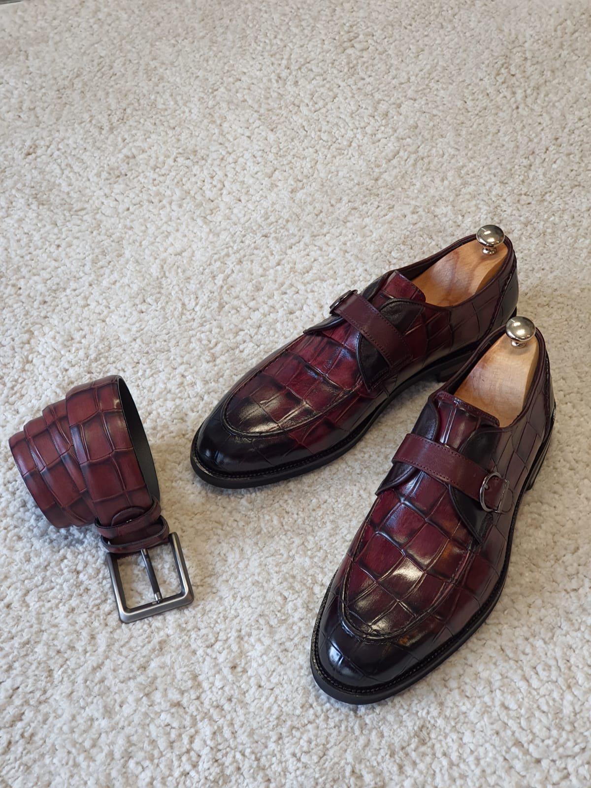 Antonio Burgundy Buckle Loafers - Elegant Leather Shoes for Every Occasion