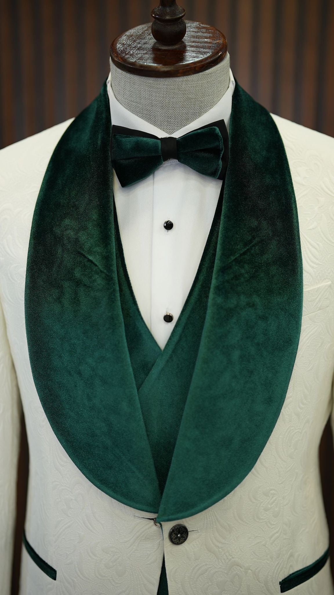 Fiore White Green Slim Fit Velvet Shawl Lapel Tuxedo