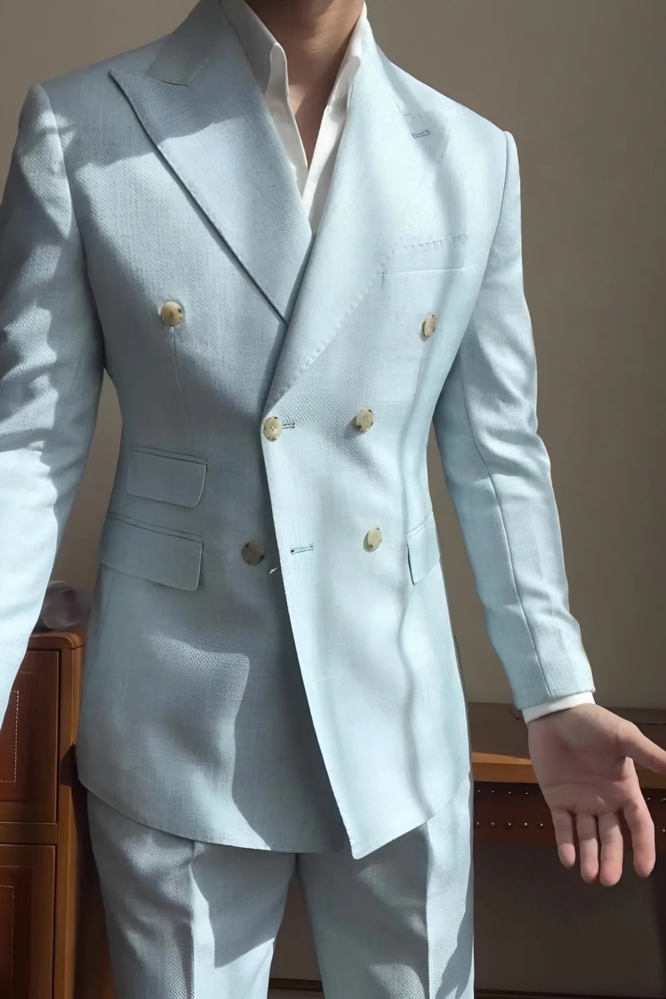 Men’s Mykonos Mist Double-Breasted Suit