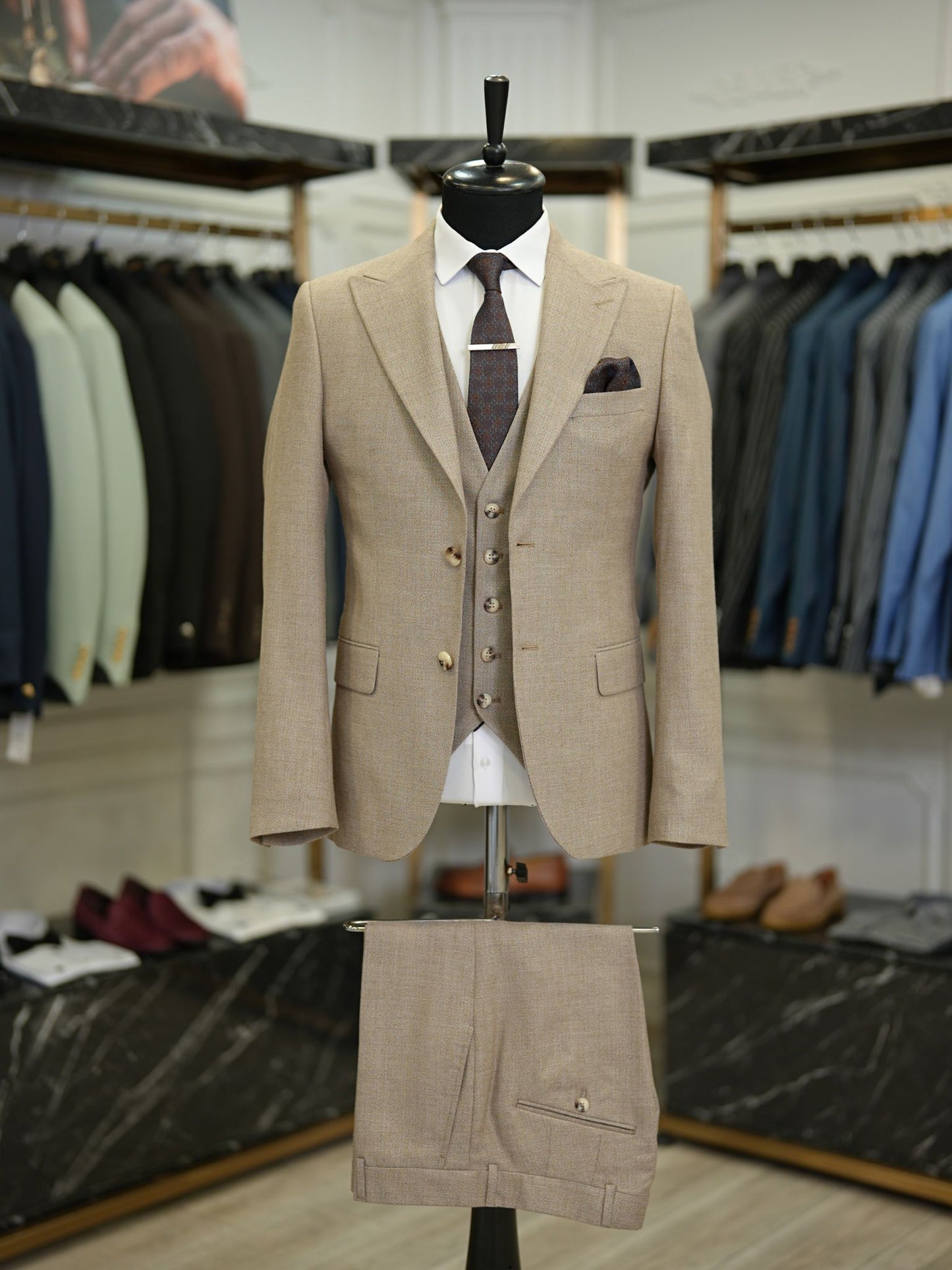 Brabion Maison Brown Slim Fit Crosshatch Suit