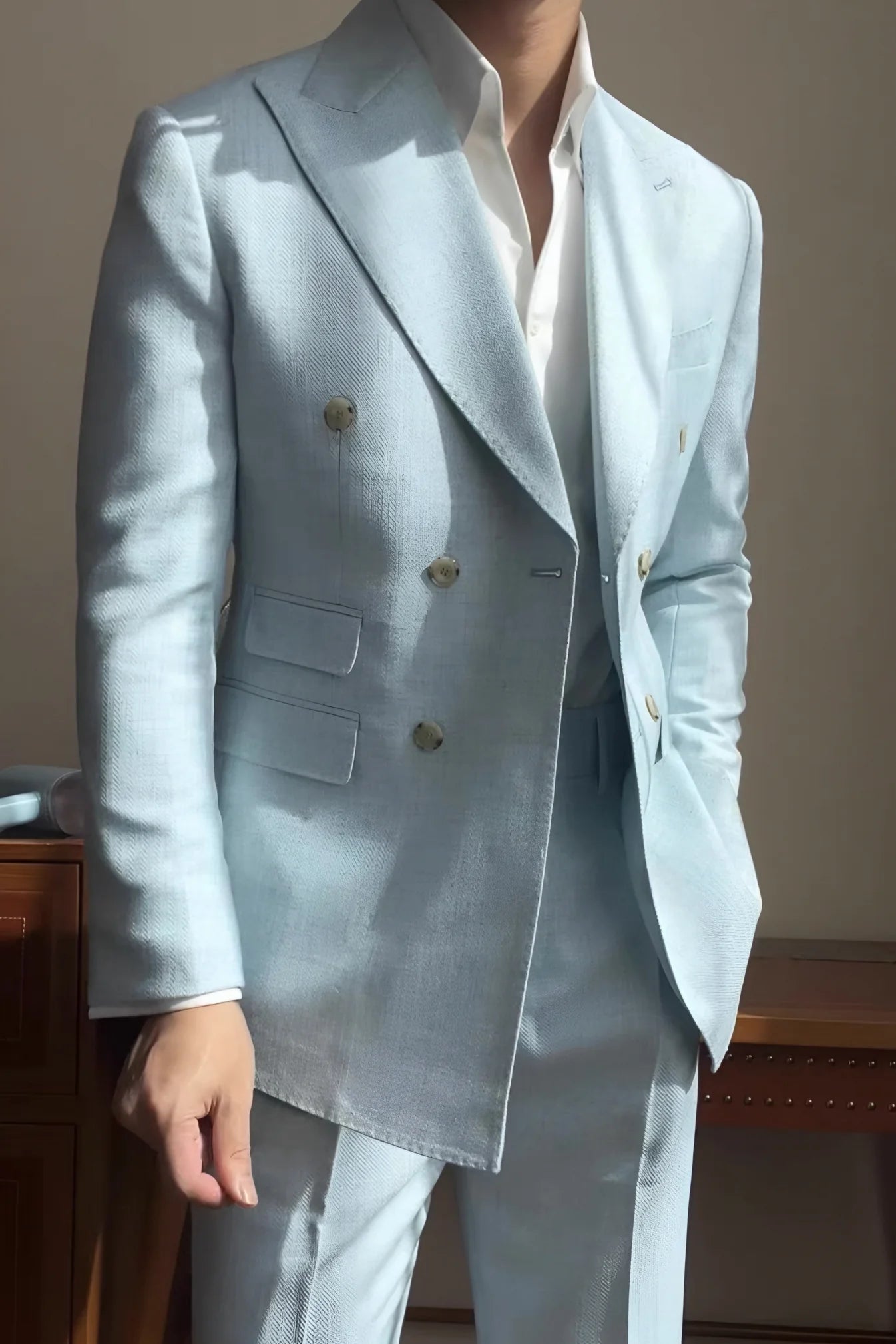 Men’s Mykonos Mist Double-Breasted Suit