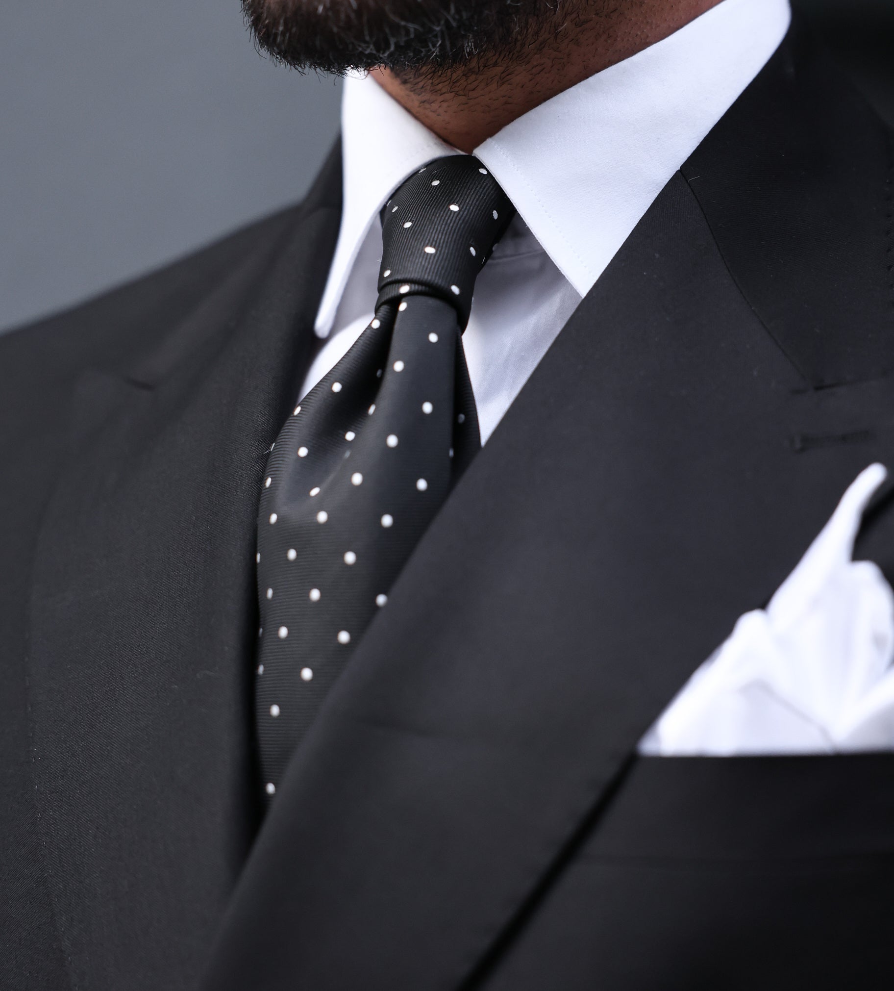 Black Double Breasted Suit 2-Piece VIOSSI
