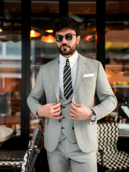 White Houndstooth Slim-Fit Suit 3-Piece VIOSSI