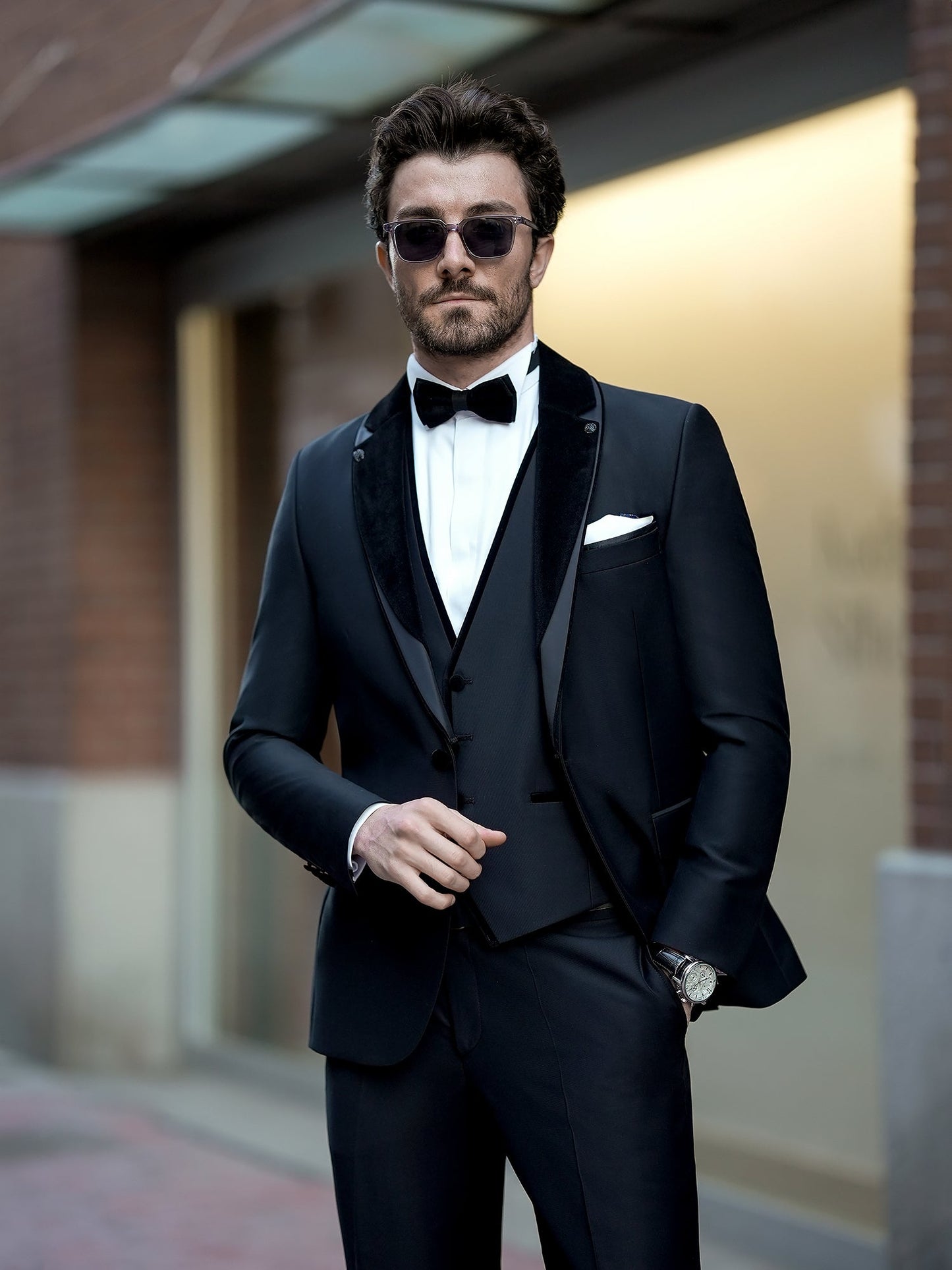 Black Slim-Fit Tuxedo 3-Piece - BRABION