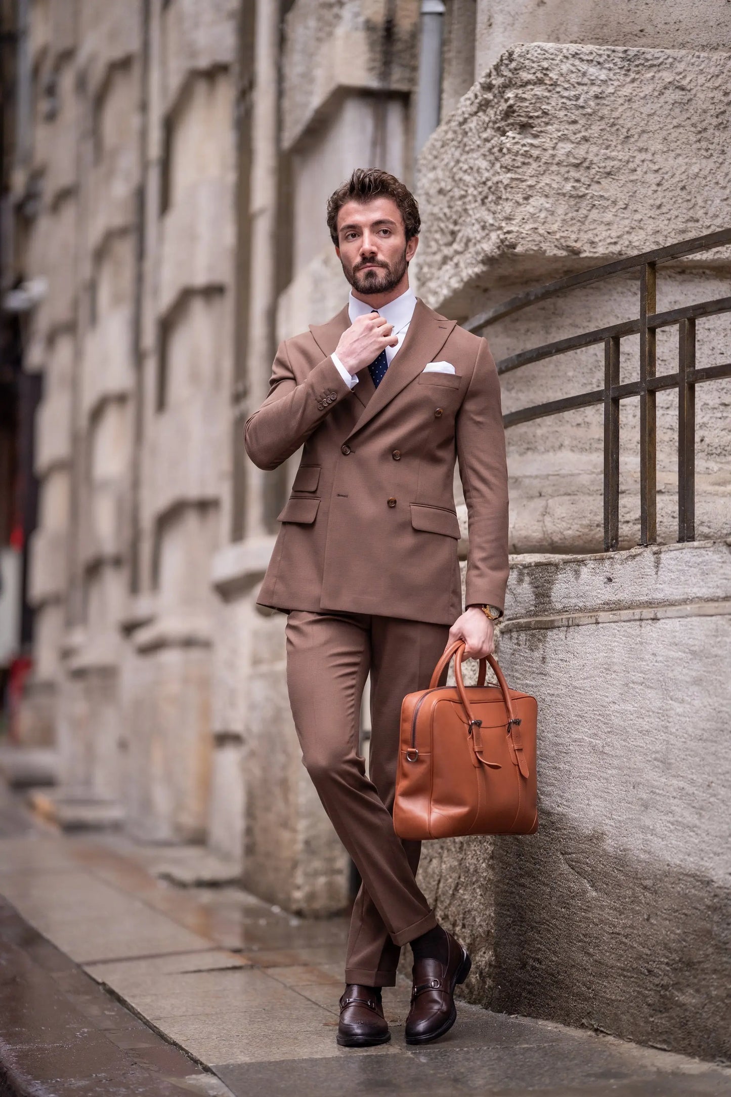 Brown Double Breasted Suit 2-Piece - BRABION