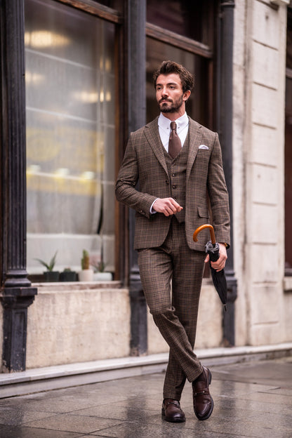 Brown Plaid Slim-Fit Suit 3-Piece VIOSSI