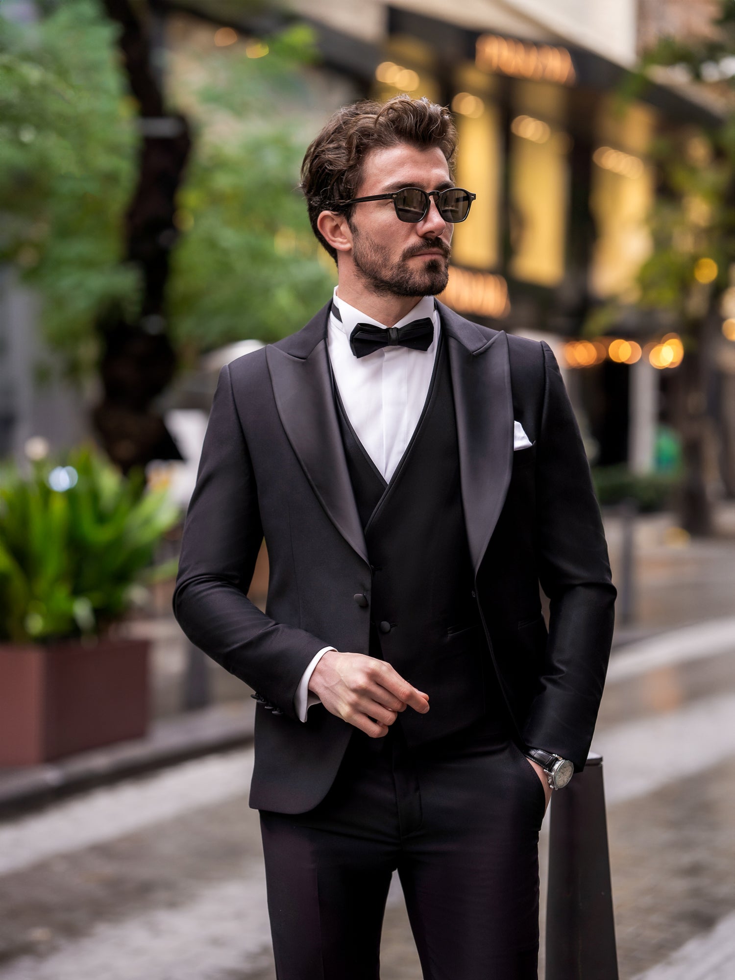 Black Slim-Fit Tuxedo 3-Piece - BRABION