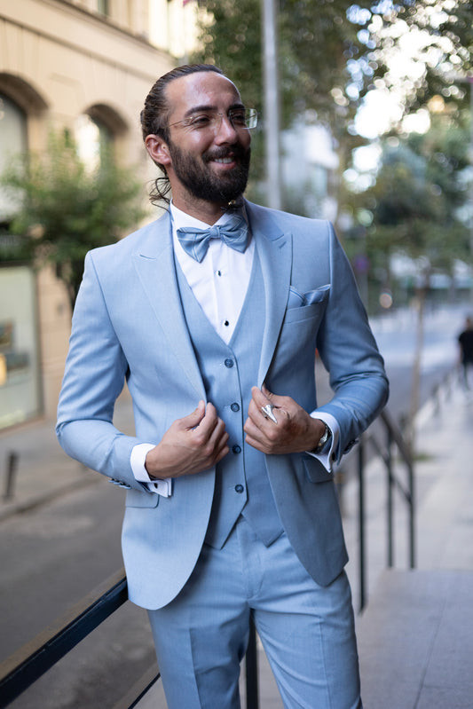 Brabion Amadeo Sky Blue Slim Fit Peak Lapel Tuxedo: A Touch of Elegance