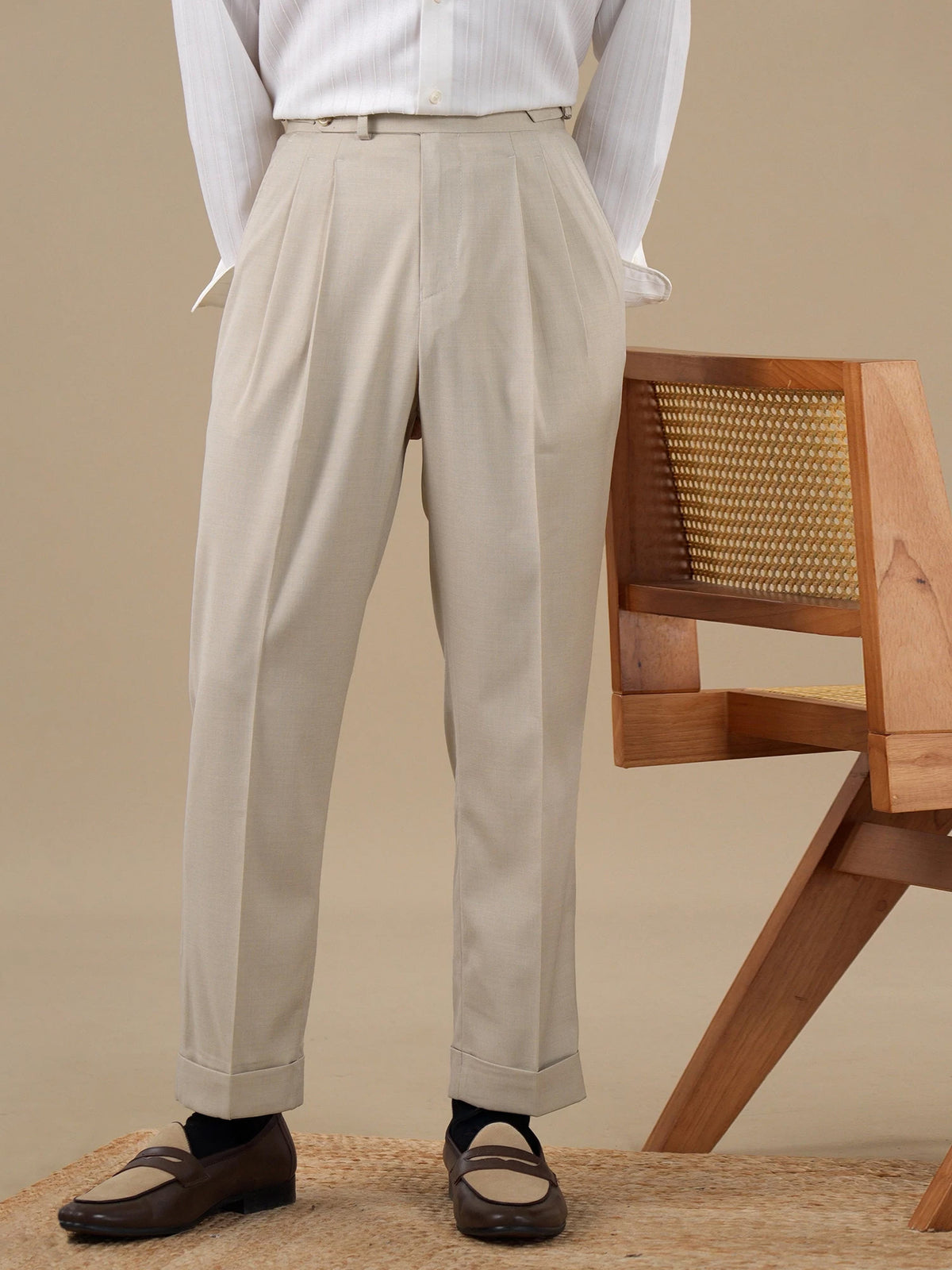 Naples-Style Pleated Trousers