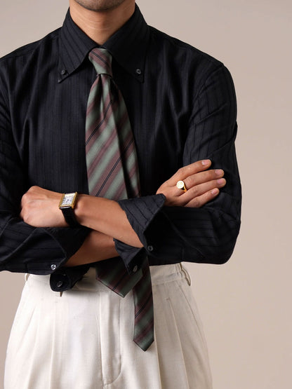 Men’s Italian-Style Point Collar Striped Non-Iron Dress Shirt