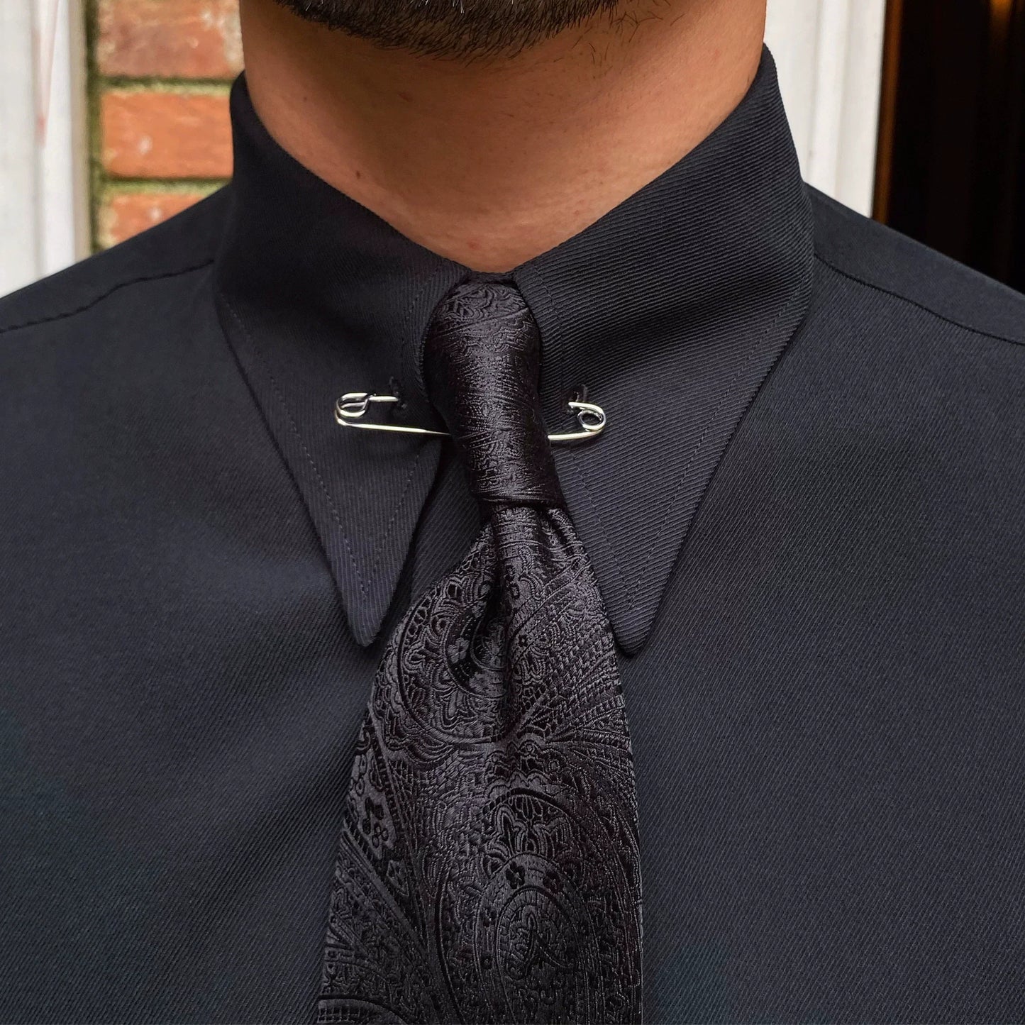 Point Collar Shirt with Pin