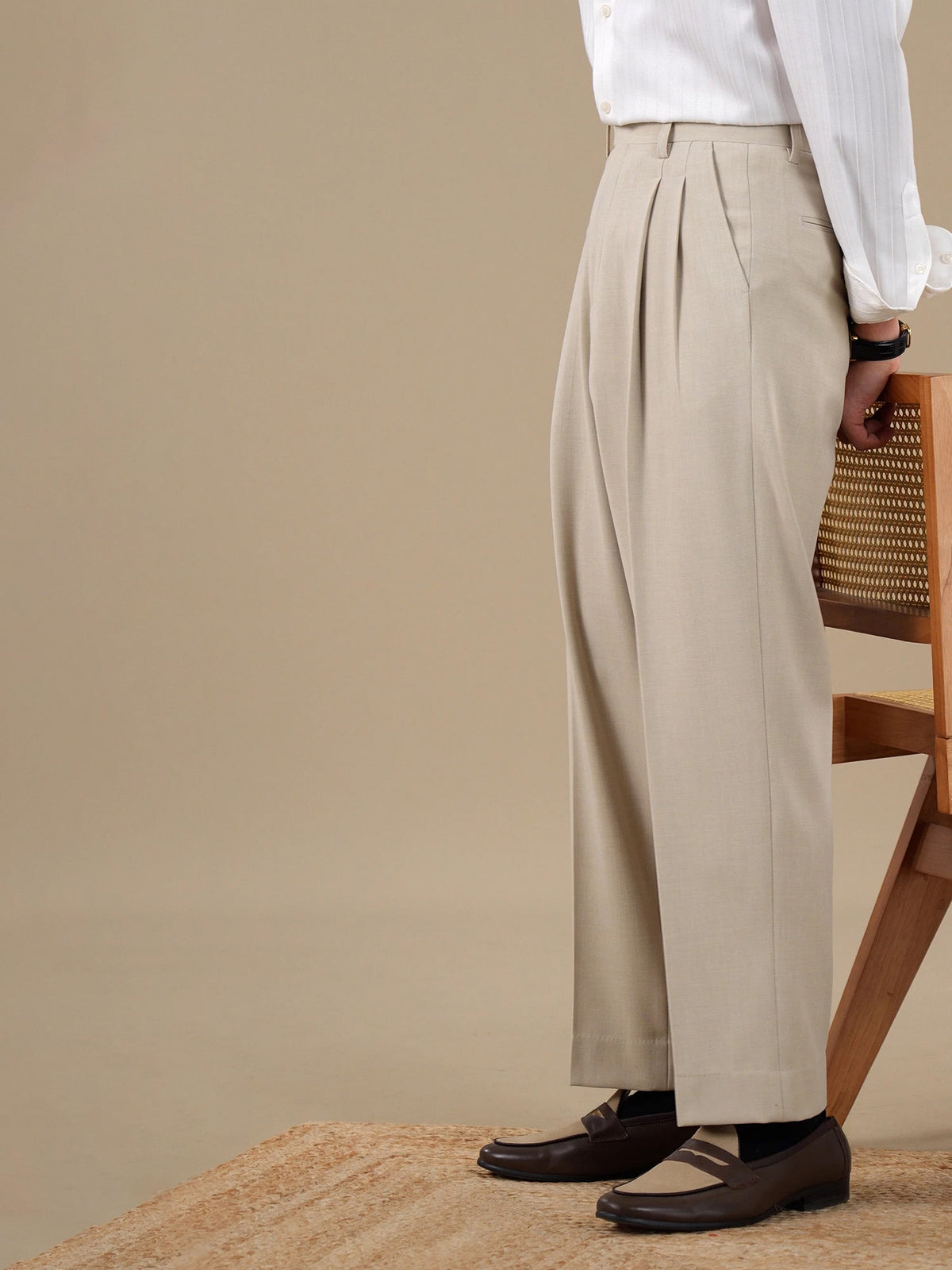 Naples-Style Pleated Trousers