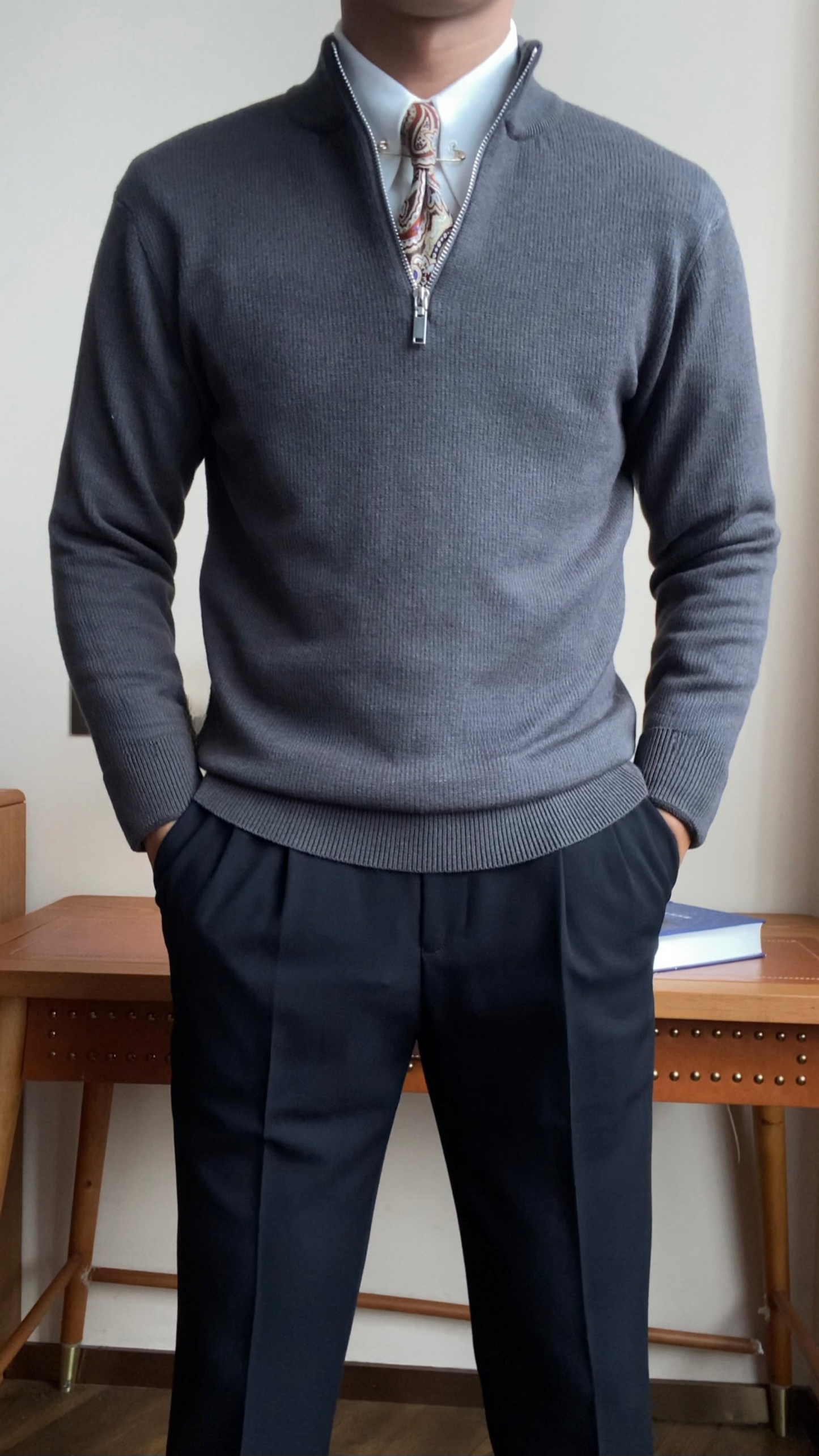 Men’s Slim Fit Zip Neck Knit Sweater