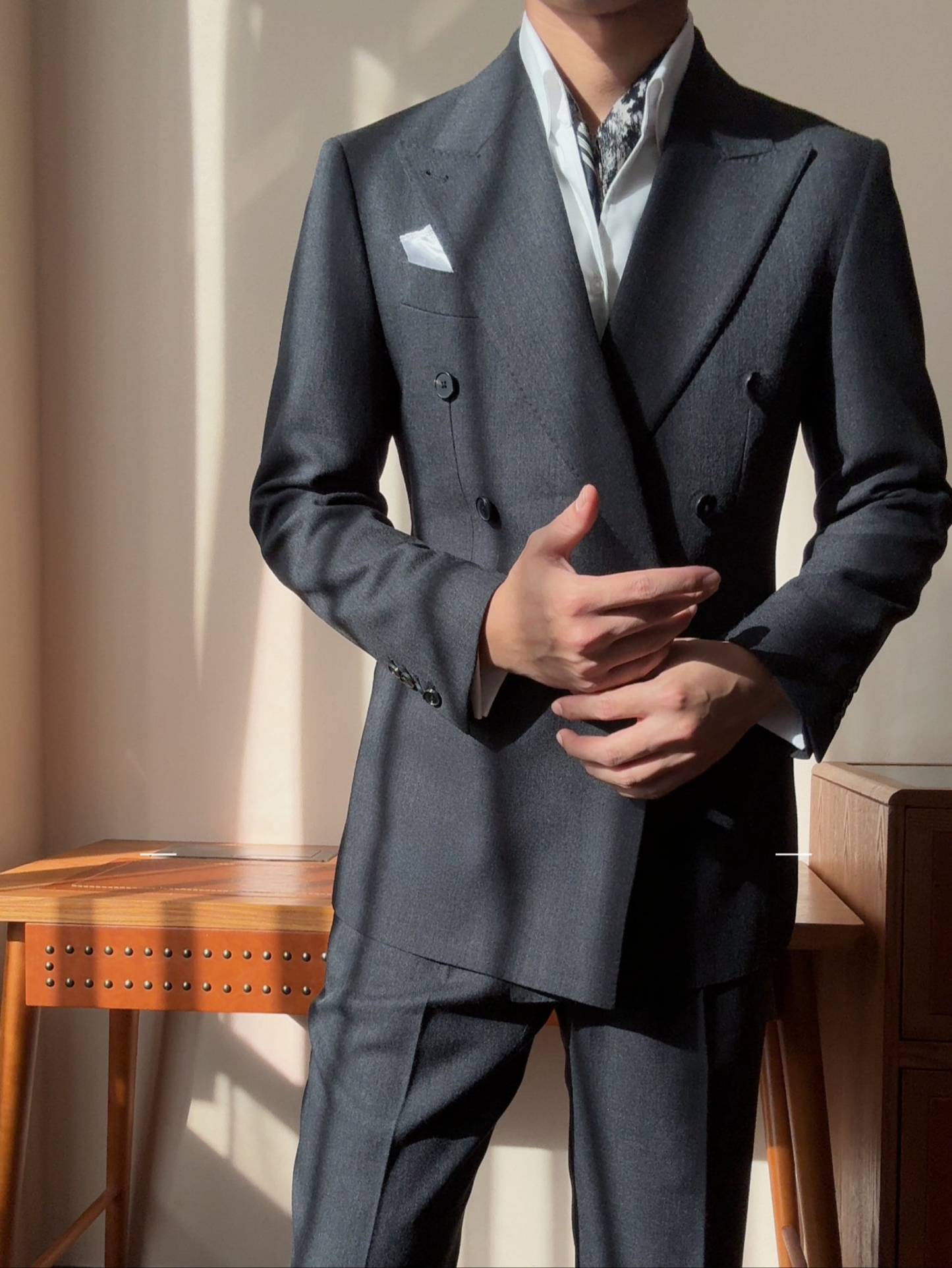 Men’s Six-Button Double-Breasted Tailored Suit