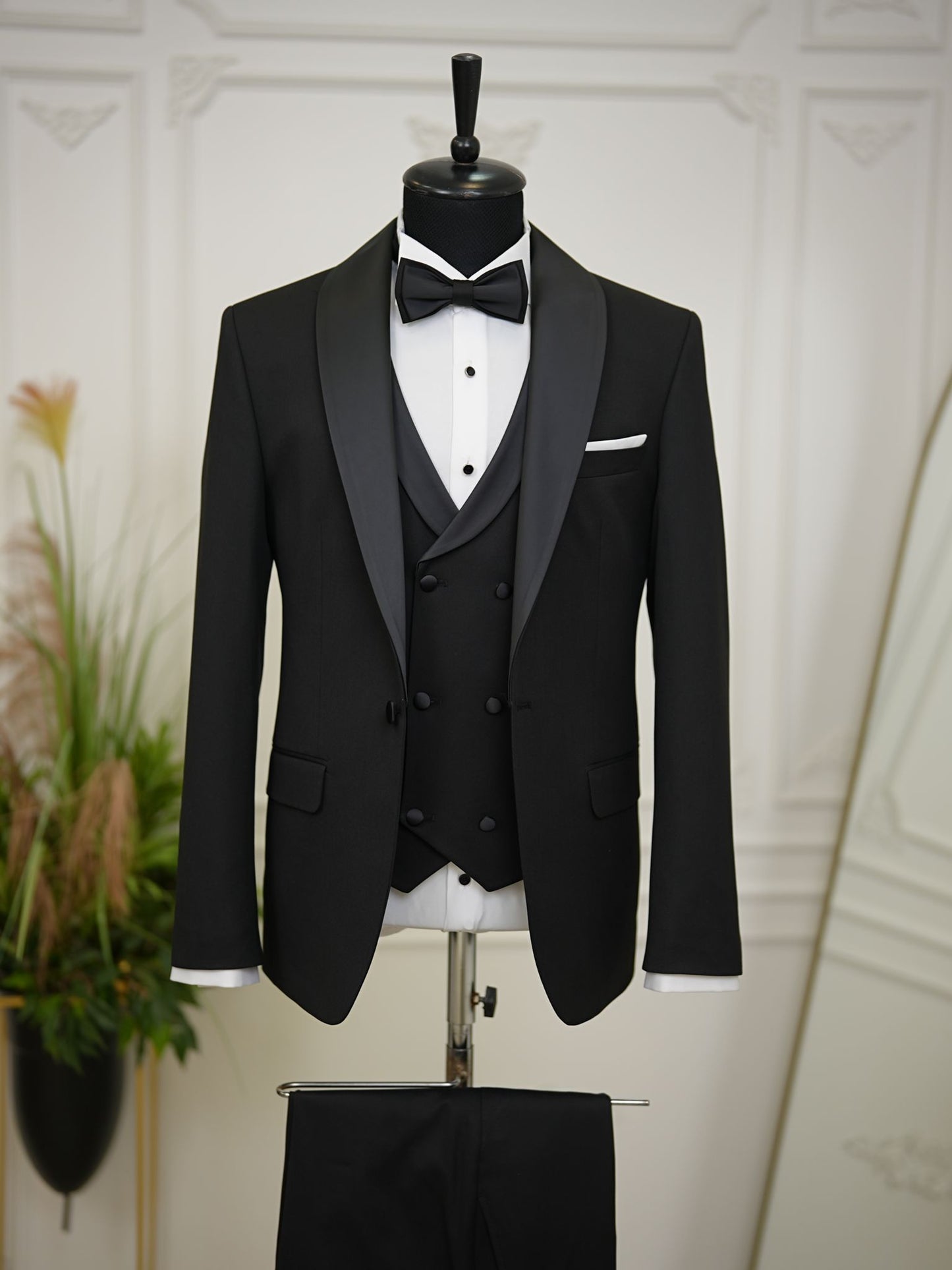 Brabion Elio Black Slim Fit Shawl Lapel Tuxedo