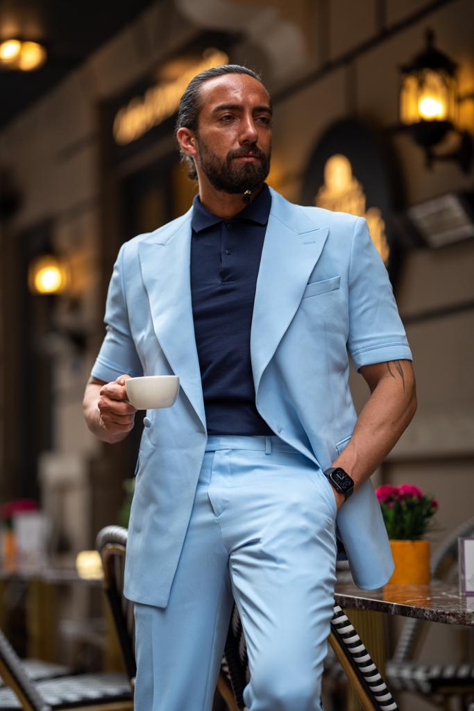 Short store sleeve suit