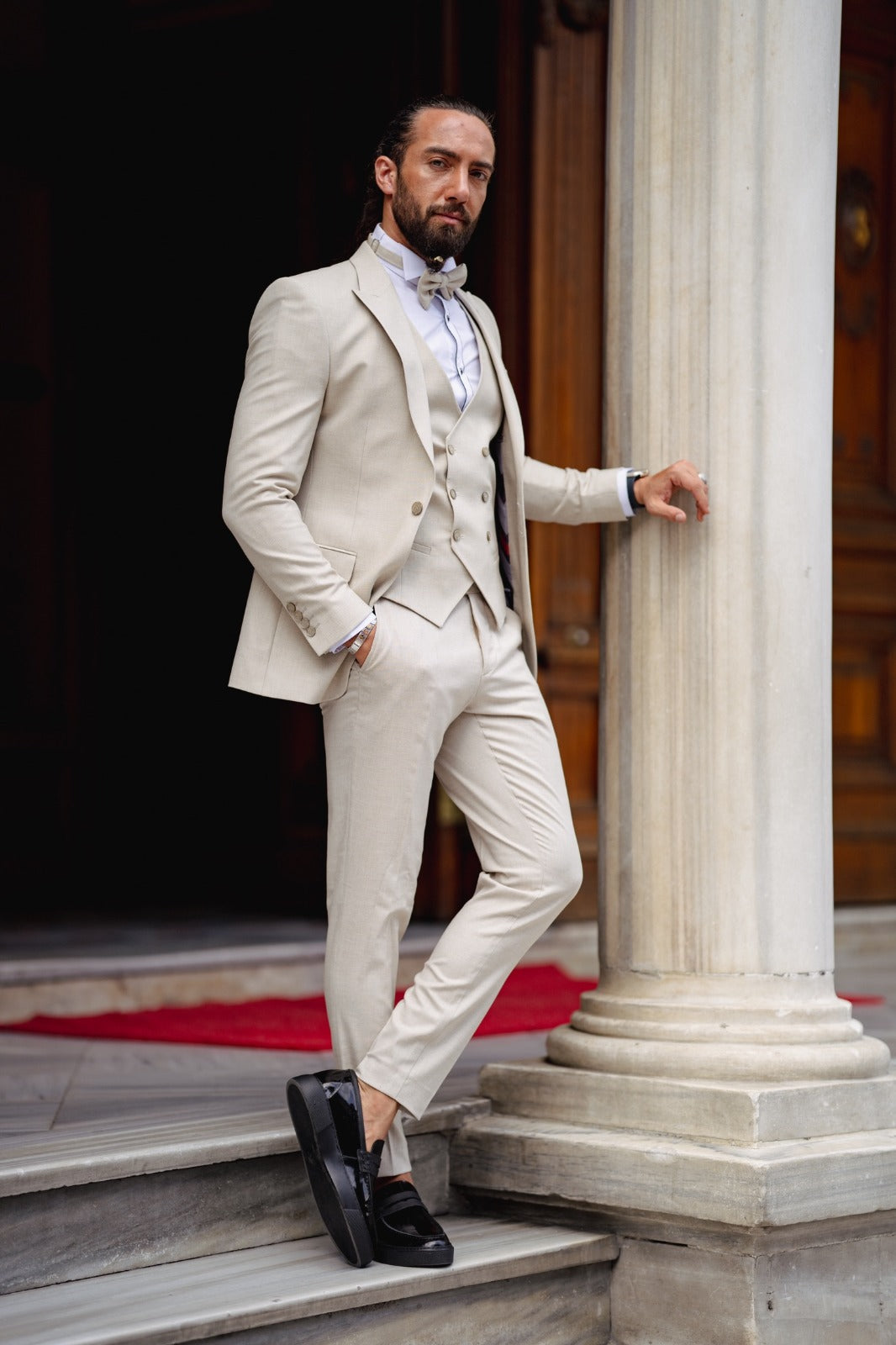 Daniel Beige Slim Fit Peak Lapel Tuxedo