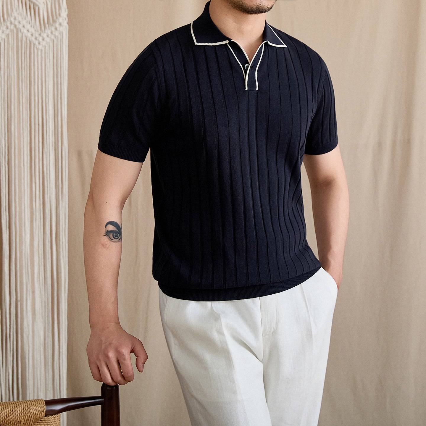 Contrast-Tipped V-Placket Ribbed Polo