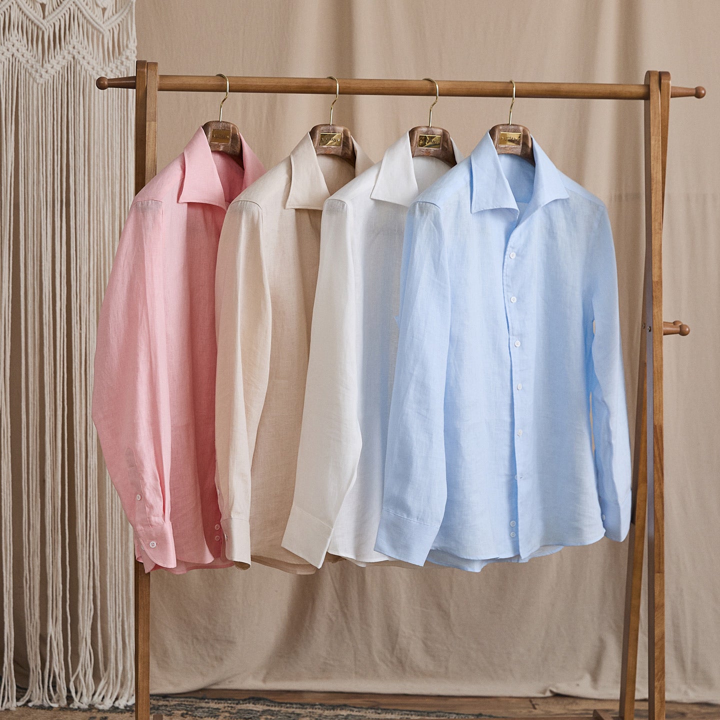 Linen Cutaway Collar Shirt