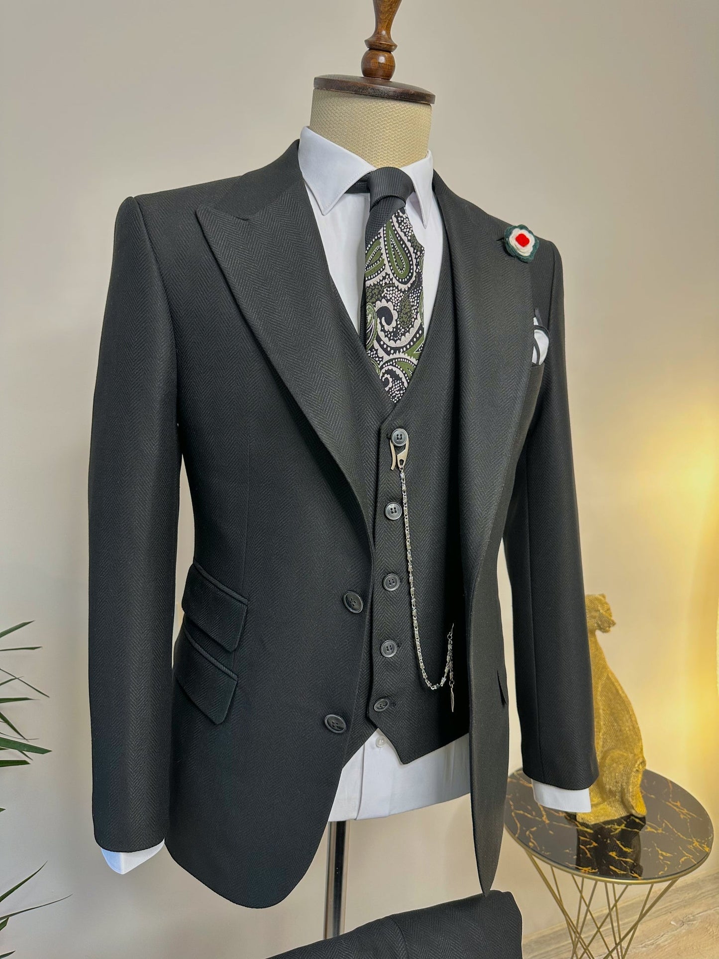 Black Slim-Fit Suit 3-Piece VIOSSI